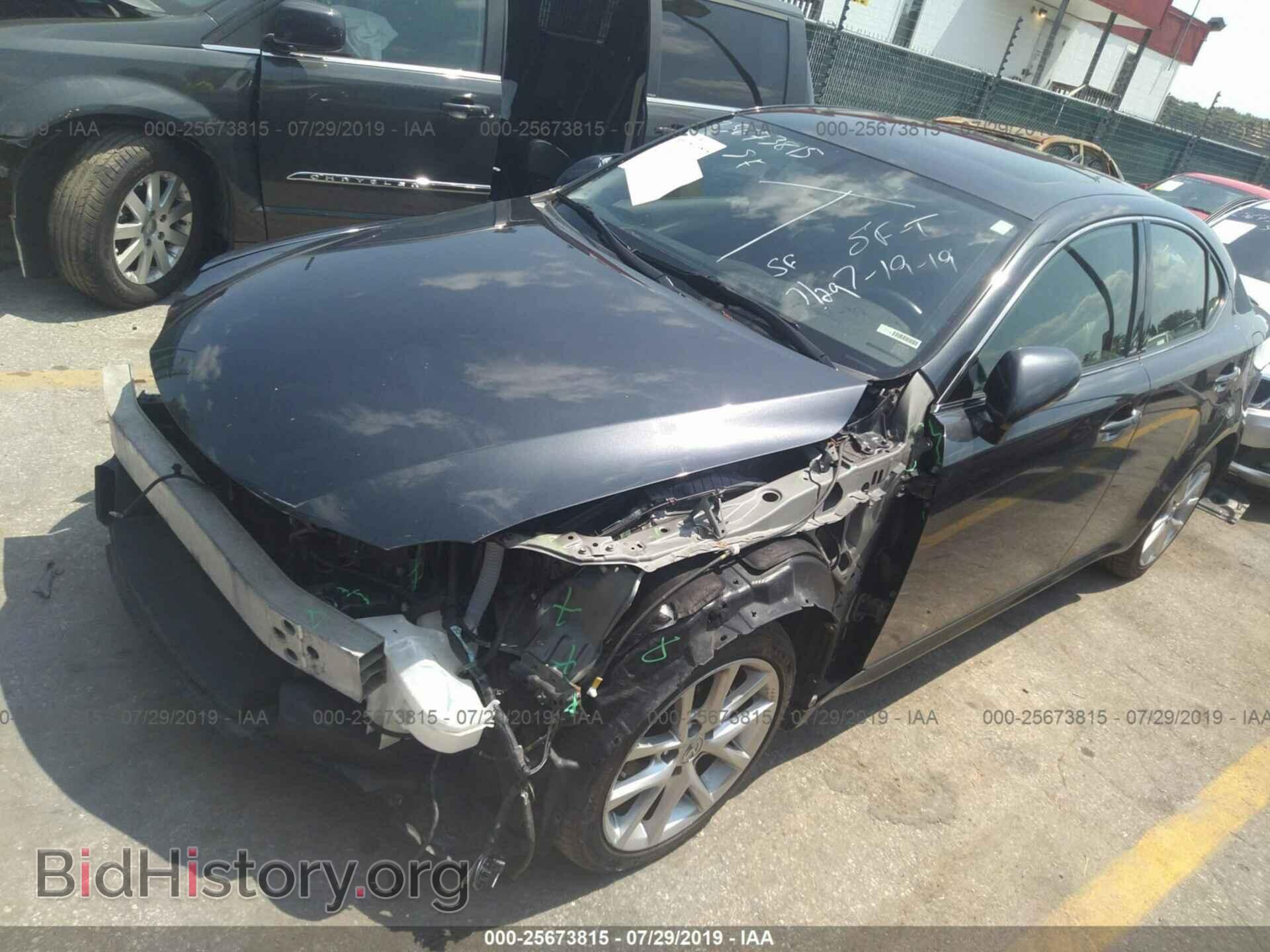 2011 LEXUS IS - VIN: JTHCF5C20B5048169 - Фото 2