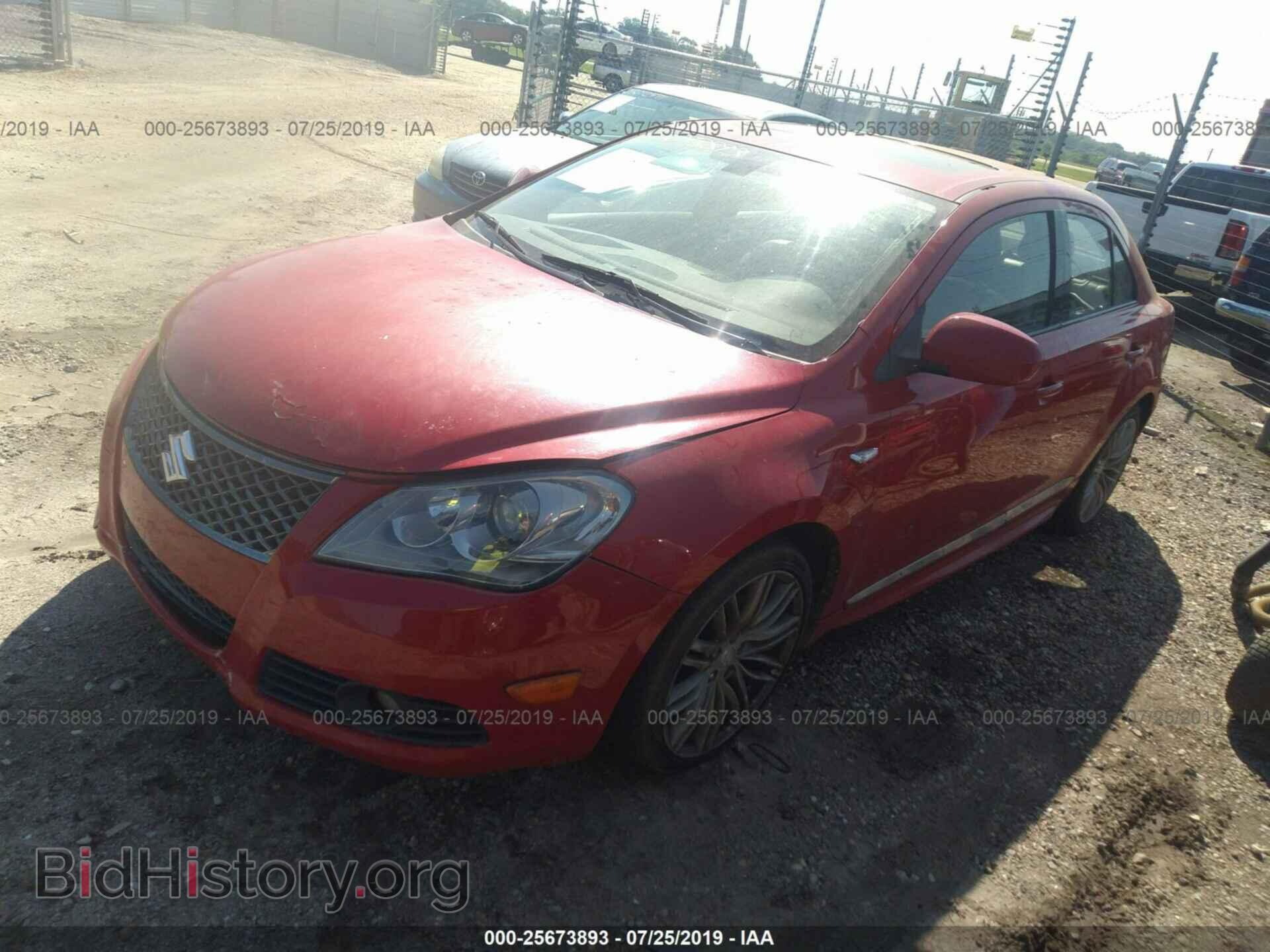 2011 SUZUKI KIZASHI - VIN: JS2RE9A86B6110235 - Фото 2