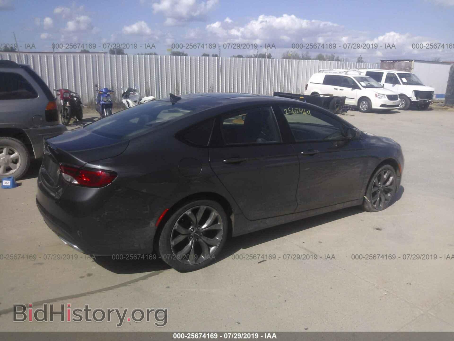 2015 CHRYSLER 200 - VIN: 1C3CCCBG4FN529418 - Photo 4