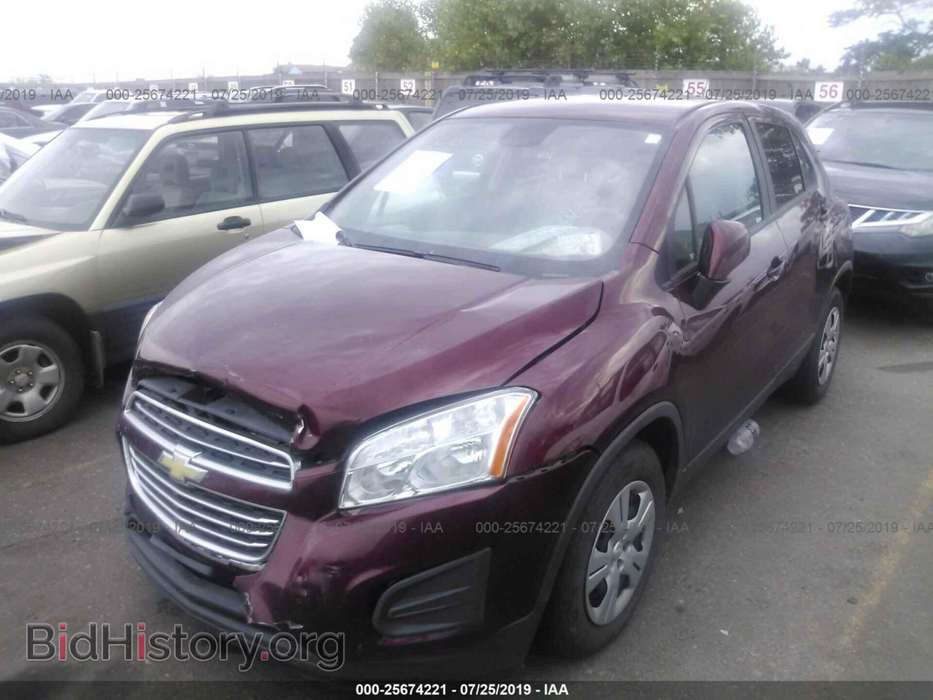 2016 CHEVROLET TRAX - VIN: 3GNCJKSB3GL263446 - Фото 2