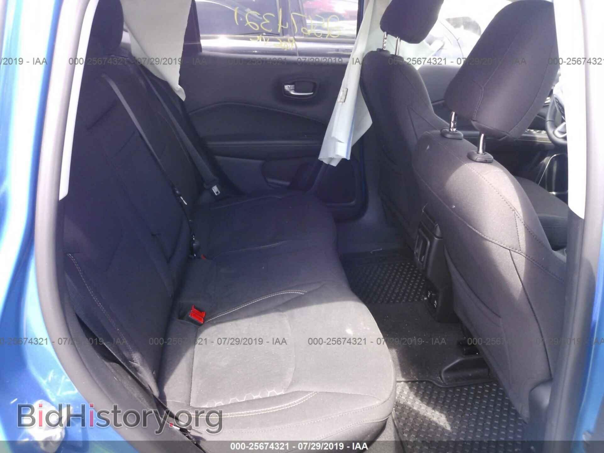 2018 JEEP COMPASS - VIN: 3C4NJDAB2JT282897 - Фото 8