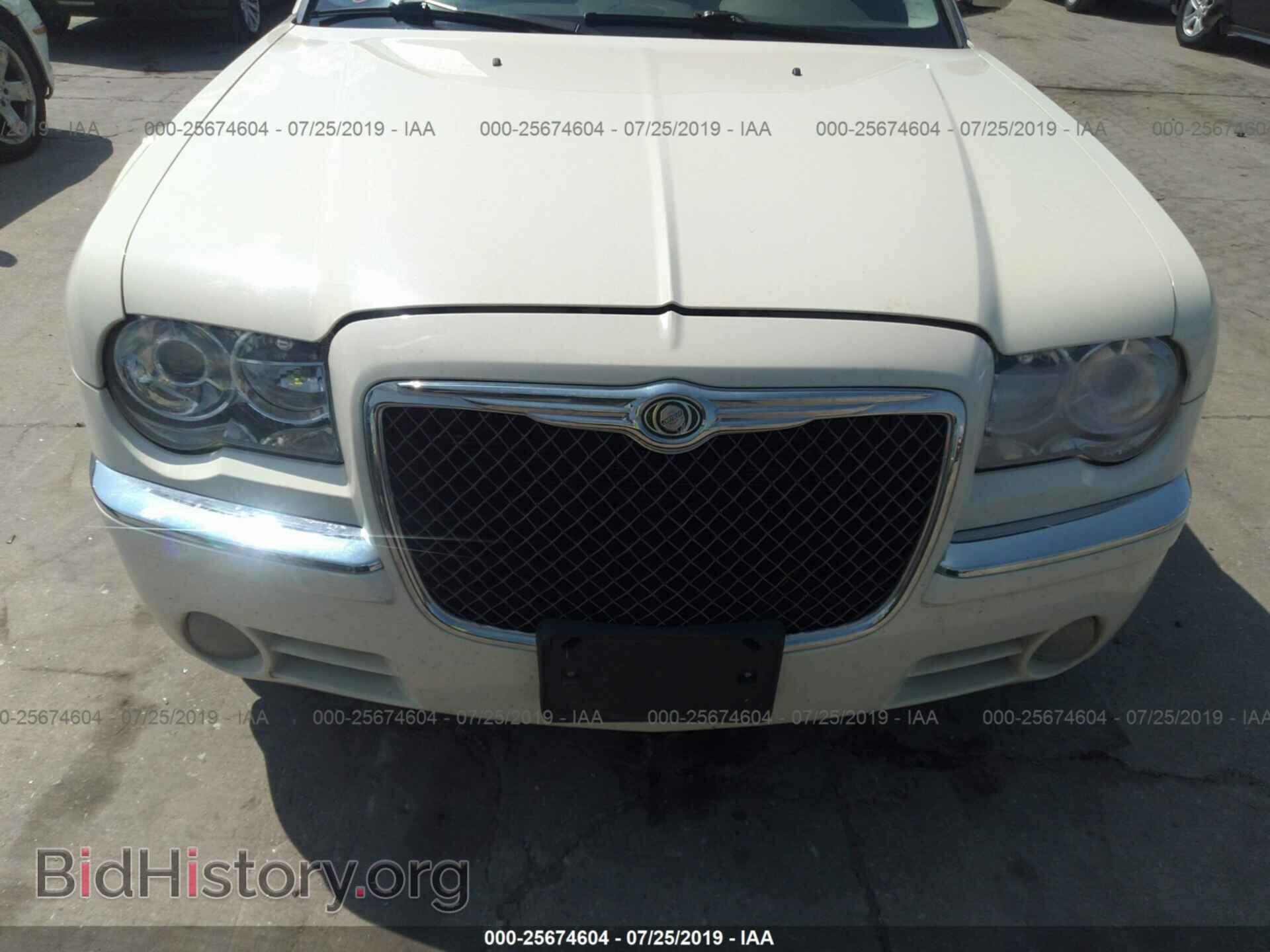 2010 CHRYSLER 300C - VIN: 2C3CA6CT4AH114801 - Фото 6