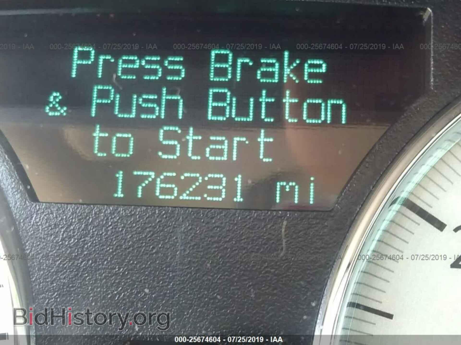 2010 CHRYSLER 300C - VIN: 2C3CA6CT4AH114801 - Фото 7