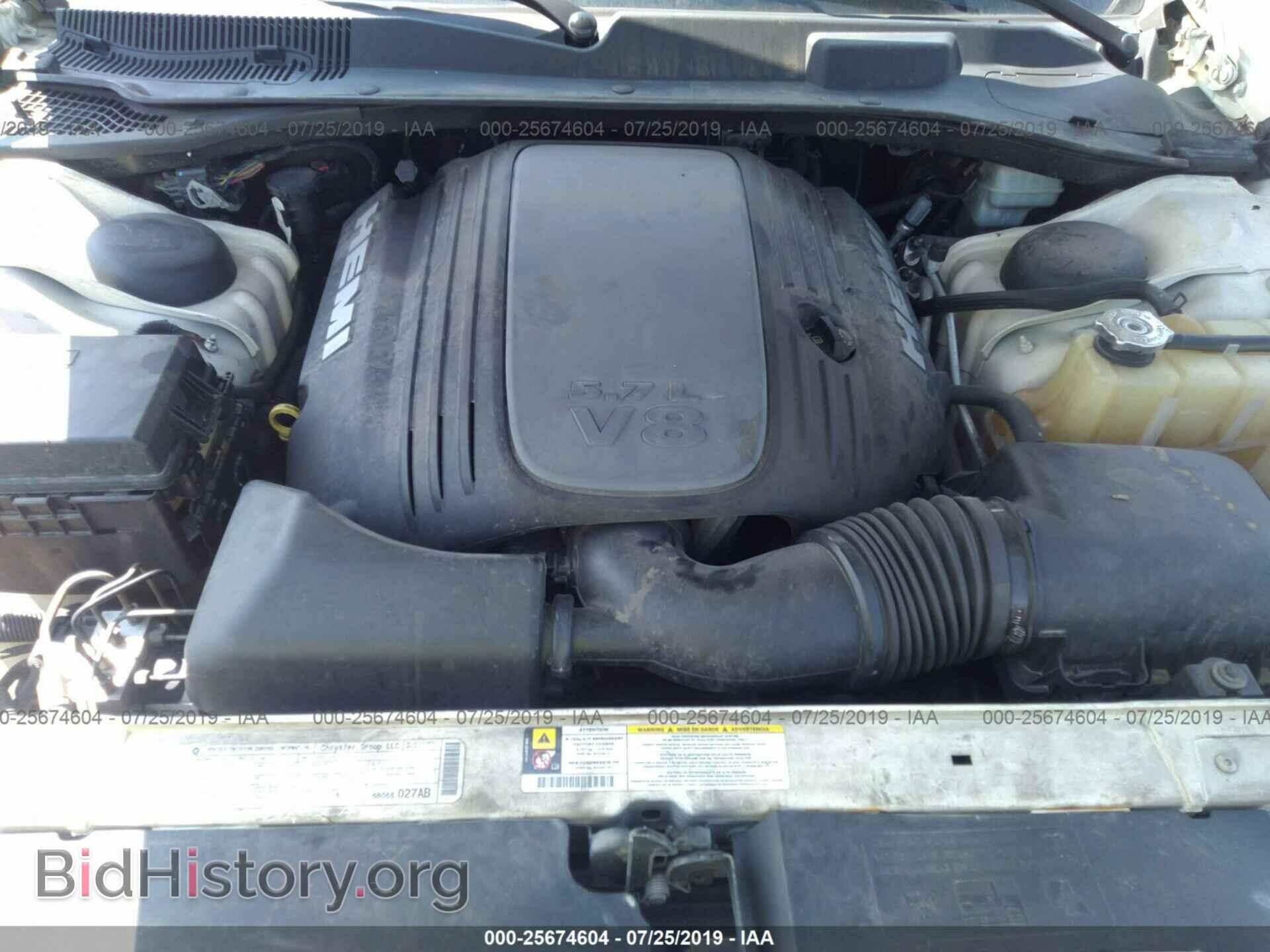 2010 CHRYSLER 300C - VIN: 2C3CA6CT4AH114801 - Фото 10