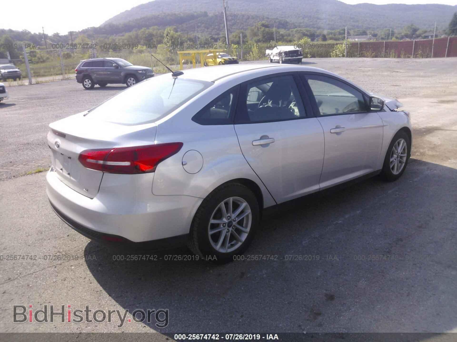 2017 FORD FOCUS - VIN: 1FADP3F29HL220888 - Фото 4