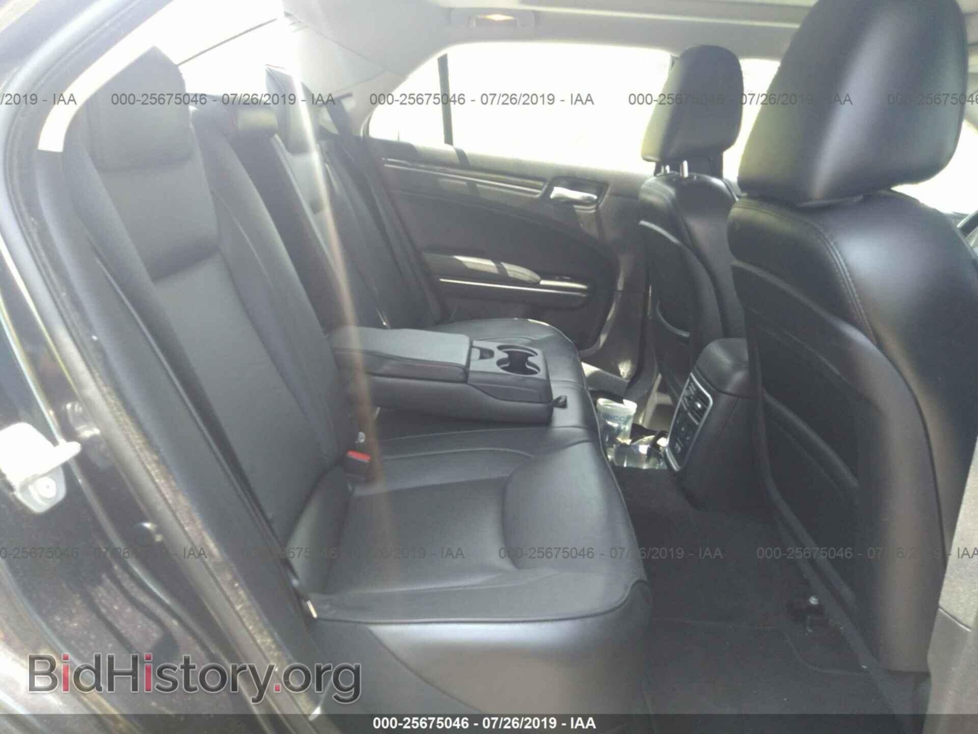 2016 CHRYSLER 300C - VIN: 2C3CCAKG4GH220496 - Фото 8