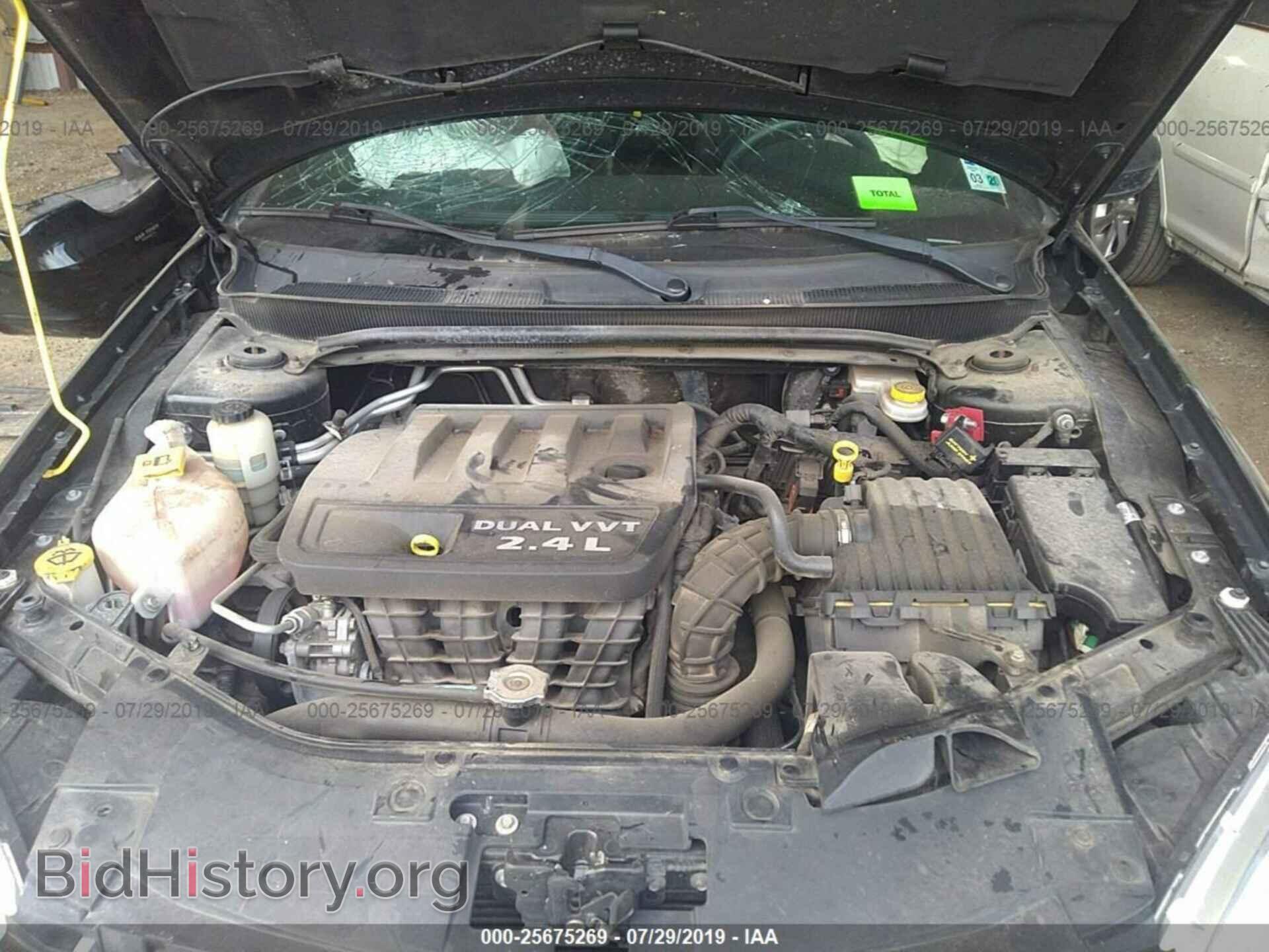 2013 CHRYSLER 200 - VIN: 1C3CCBAB0DN670984 - Photo 10