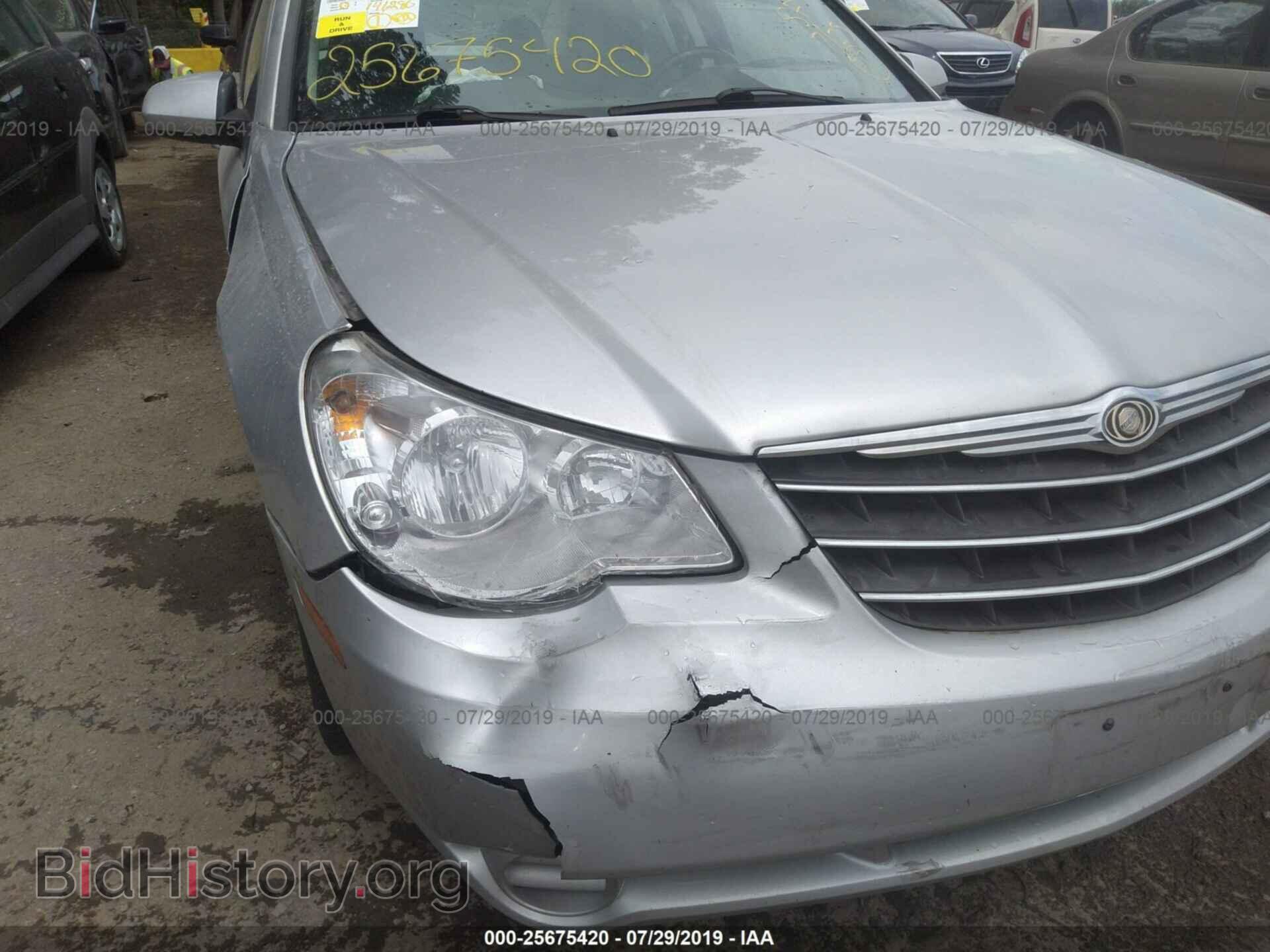 2010 CHRYSLER SEBRING - VIN: 1C3CC5FB9AN152782 - Фото 6