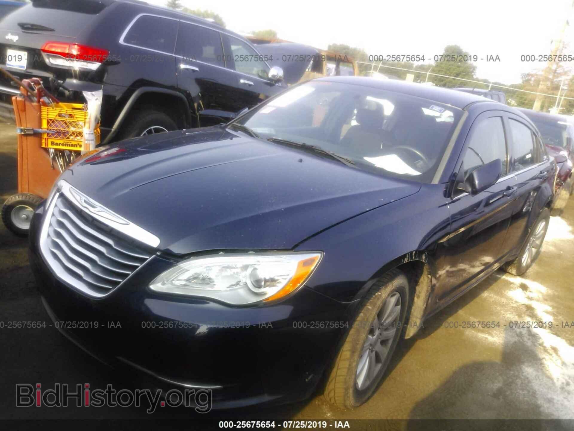 2014 CHRYSLER 200 - VIN: 1C3CCBBB4EN150058 - Фото 2