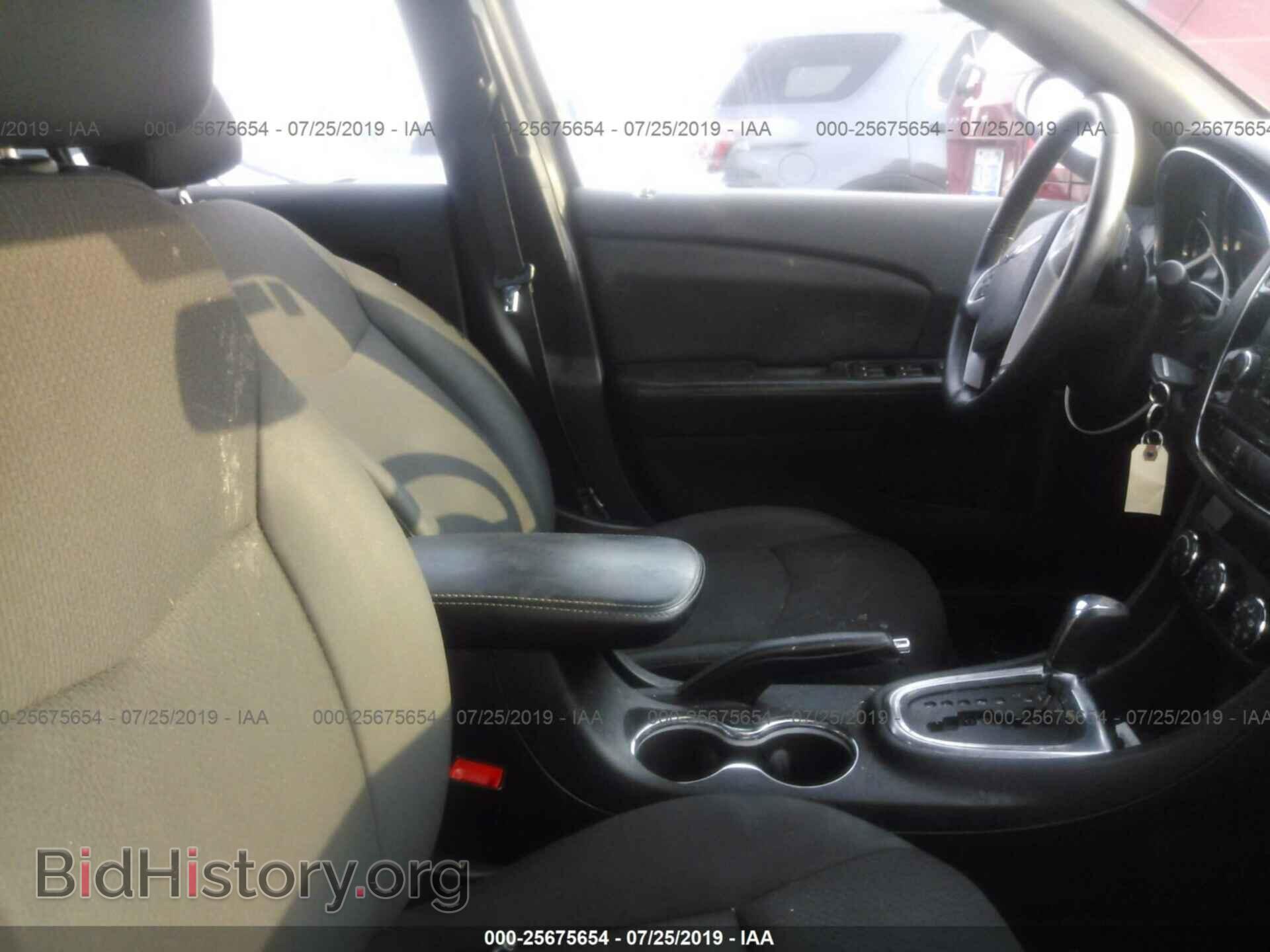 2014 CHRYSLER 200 - VIN: 1C3CCBBB4EN150058 - Фото 5