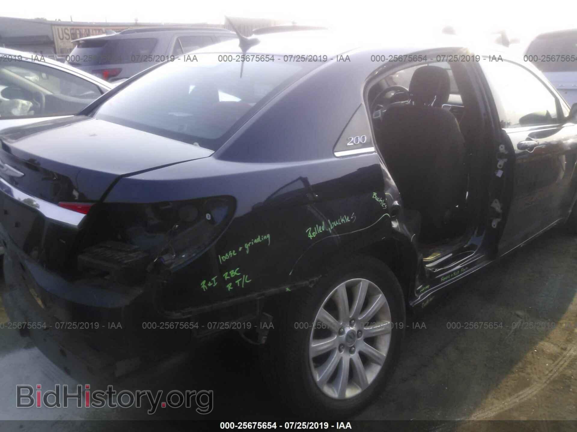 2014 CHRYSLER 200 - VIN: 1C3CCBBB4EN150058 - Фото 6