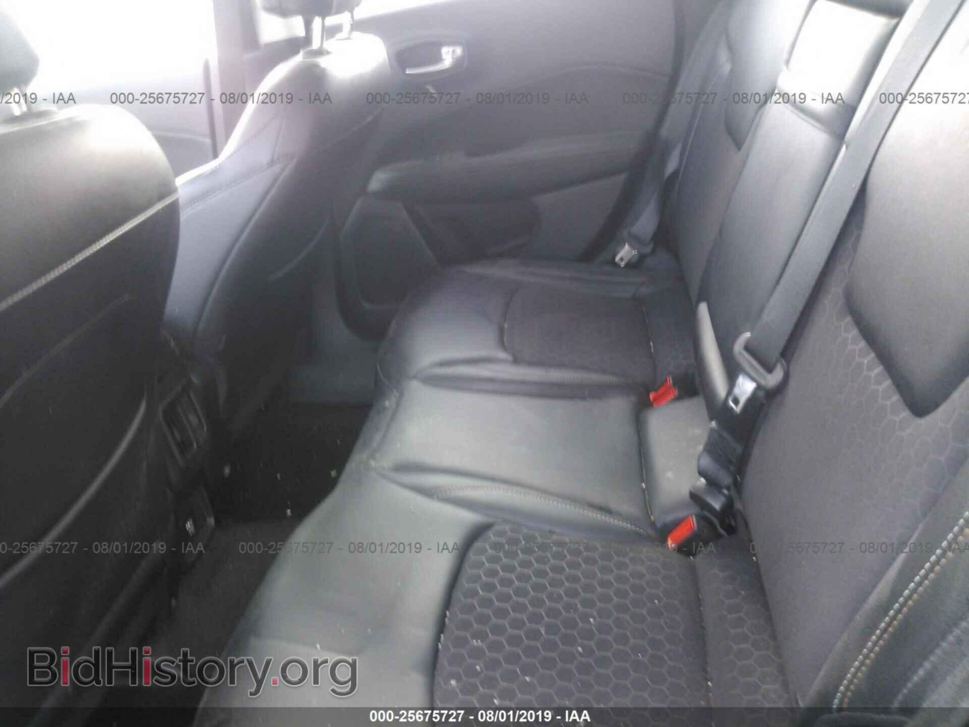2018 JEEP COMPASS - VIN: 3C4NJDBB2JT161348 - Фото 8
