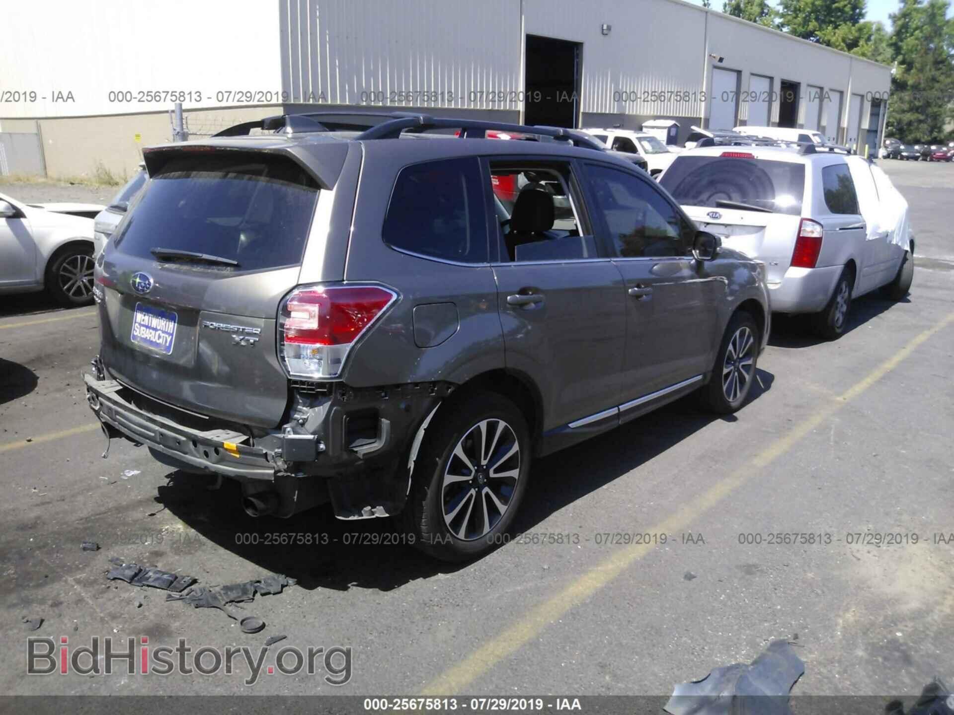 2017 SUBARU FORESTER - VIN: JF2SJGWC8HH492193 - Фото 4