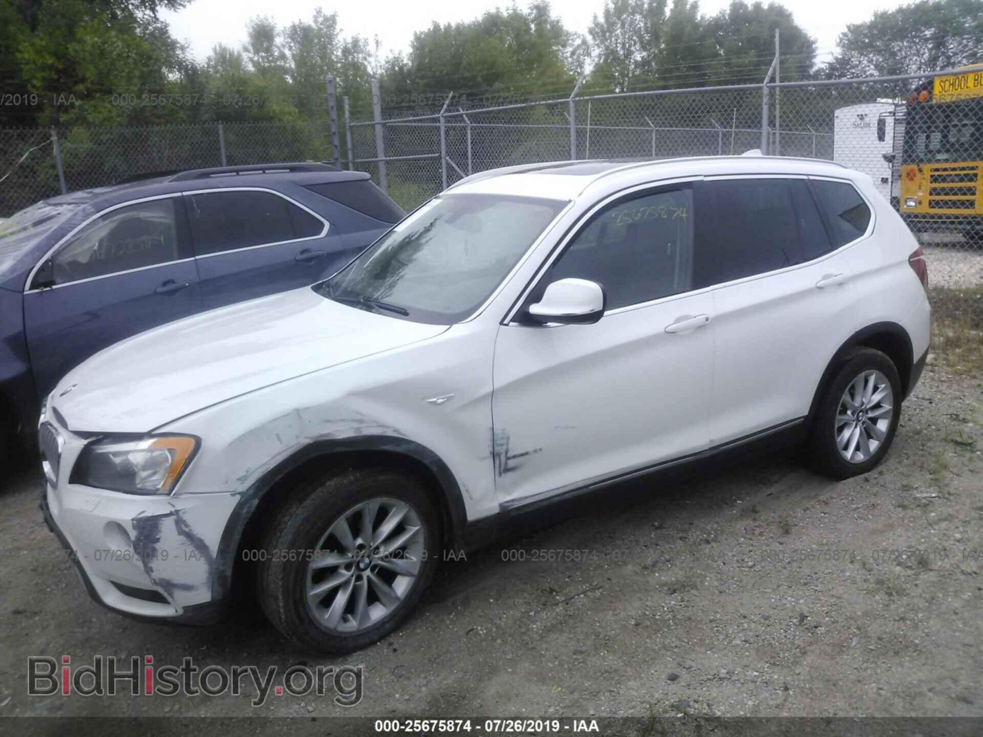 2014 BMW X3 - VIN: 5UXWX9C50E0D28464 - Фото 2