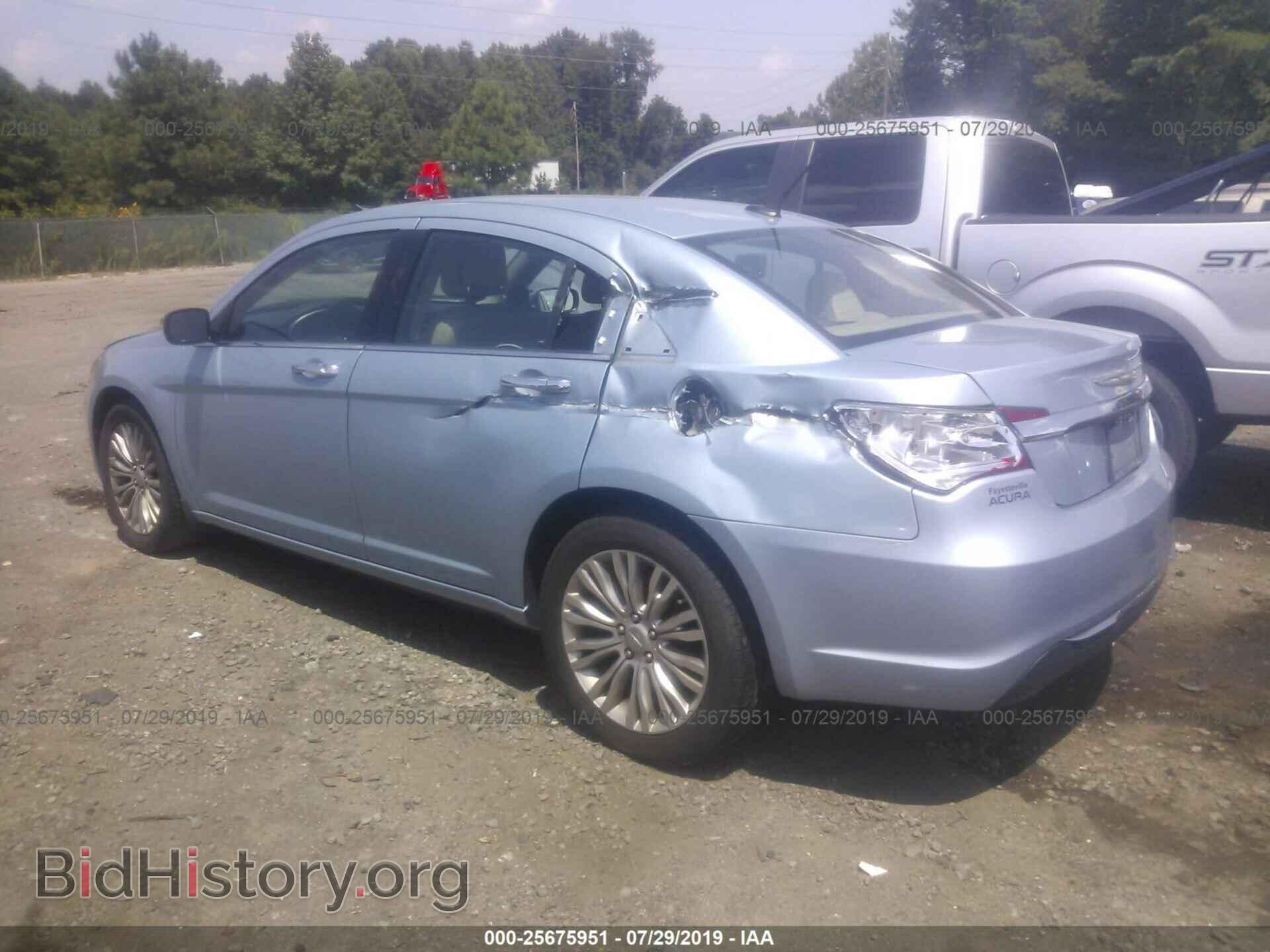 2012 CHRYSLER 200 - VIN: 1C3CCBCB8CN142668 - Photo 3