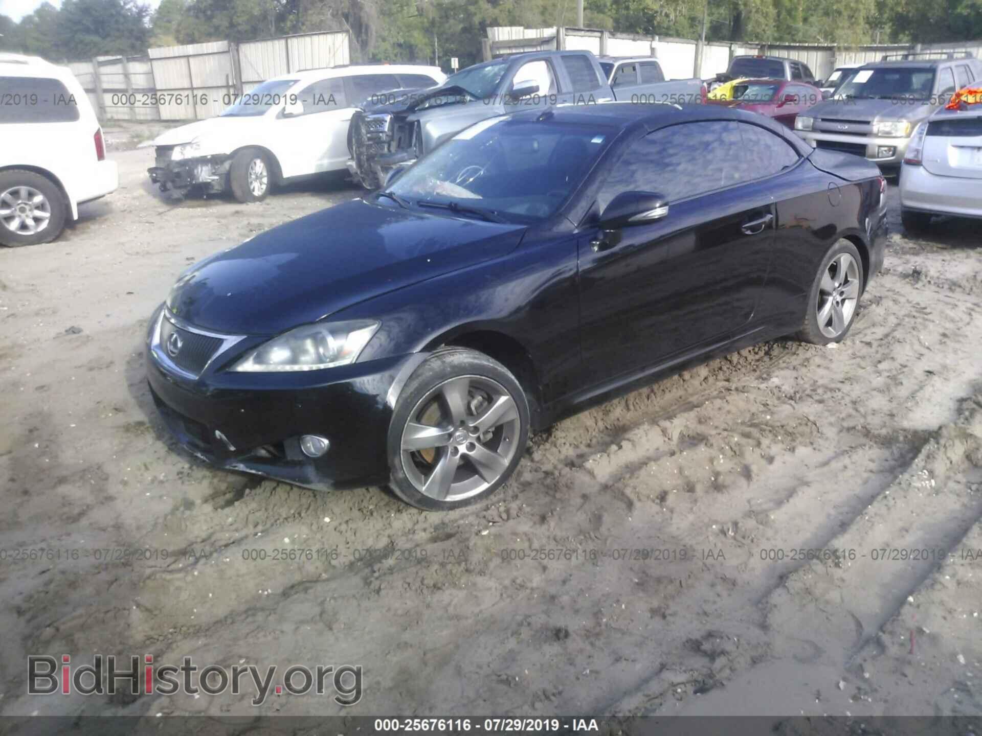 2011 LEXUS IS - VIN: JTHFF2C22B2516349 - Фото 2