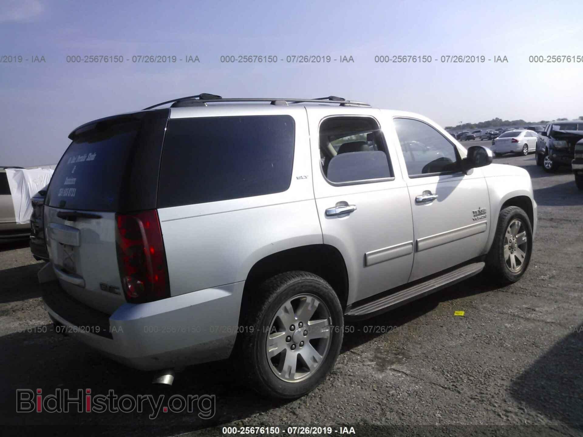 2011 GMC YUKON - VIN: 1GKS1CE05BR338741 - Фото 4
