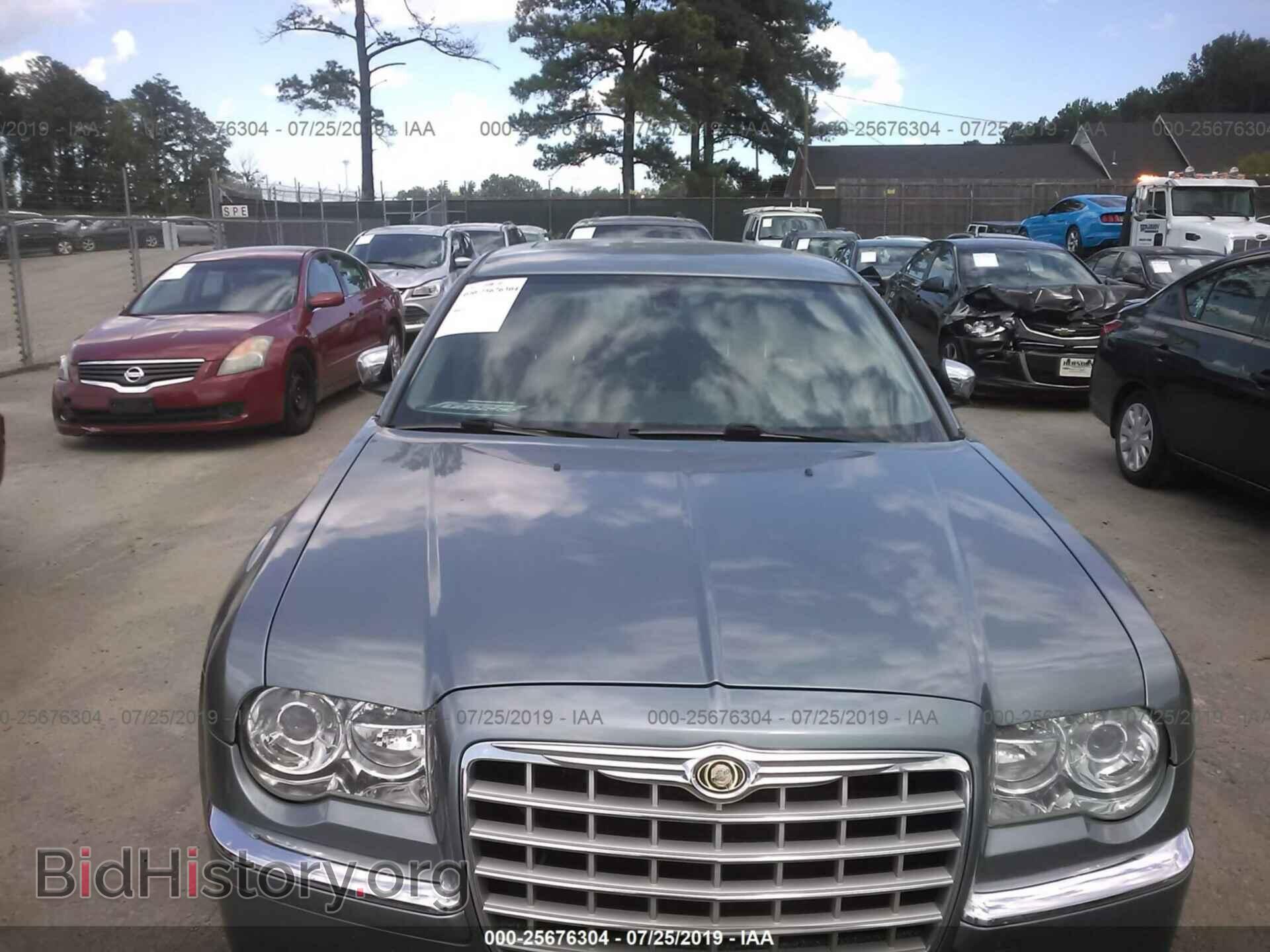 2007 CHRYSLER 300C - VIN: 2C3KK63H57H808622 - Фото 6