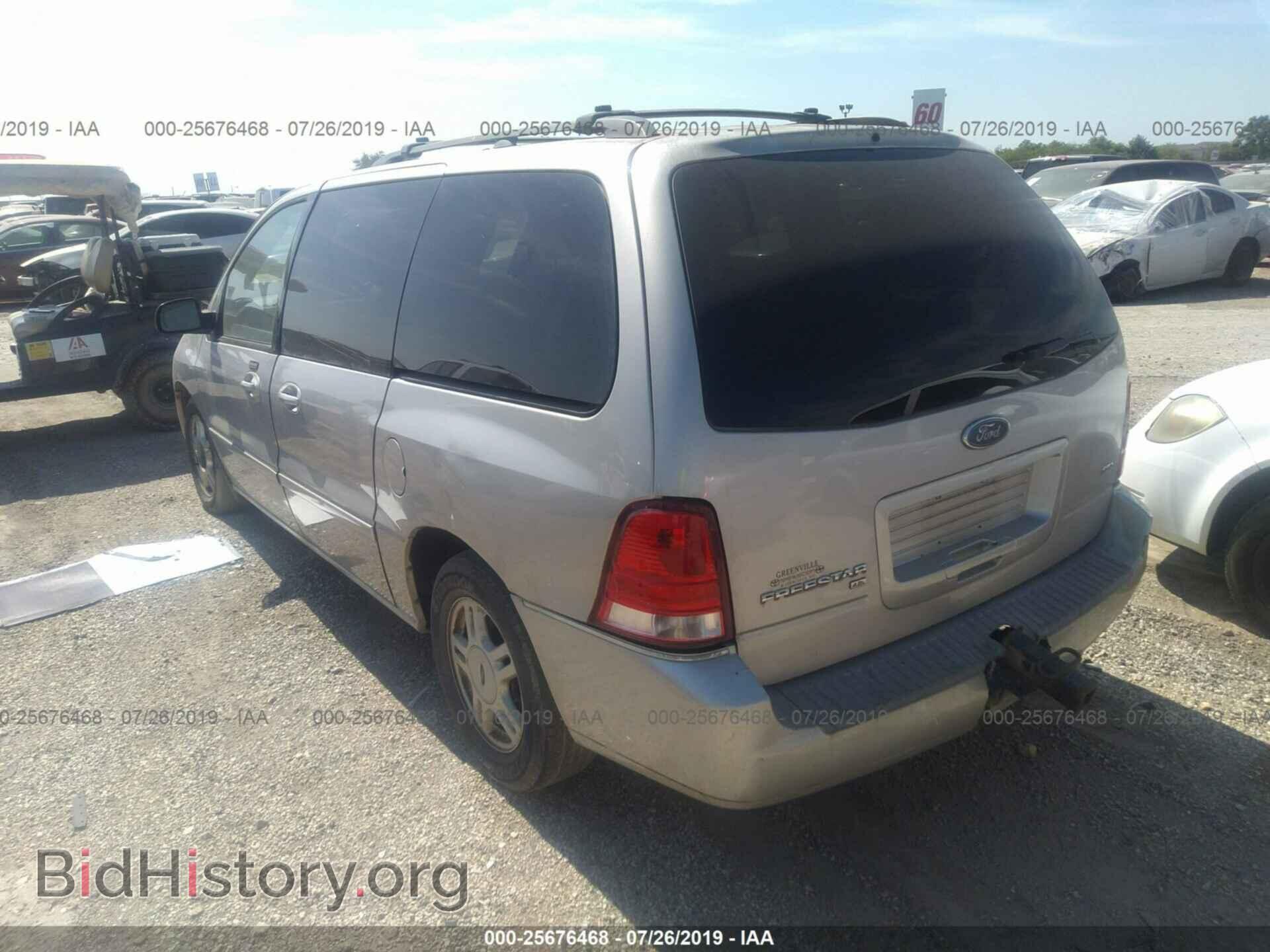 2004 FORD FREESTAR - VIN: 2FMZA52204BA49991 - Фото 3