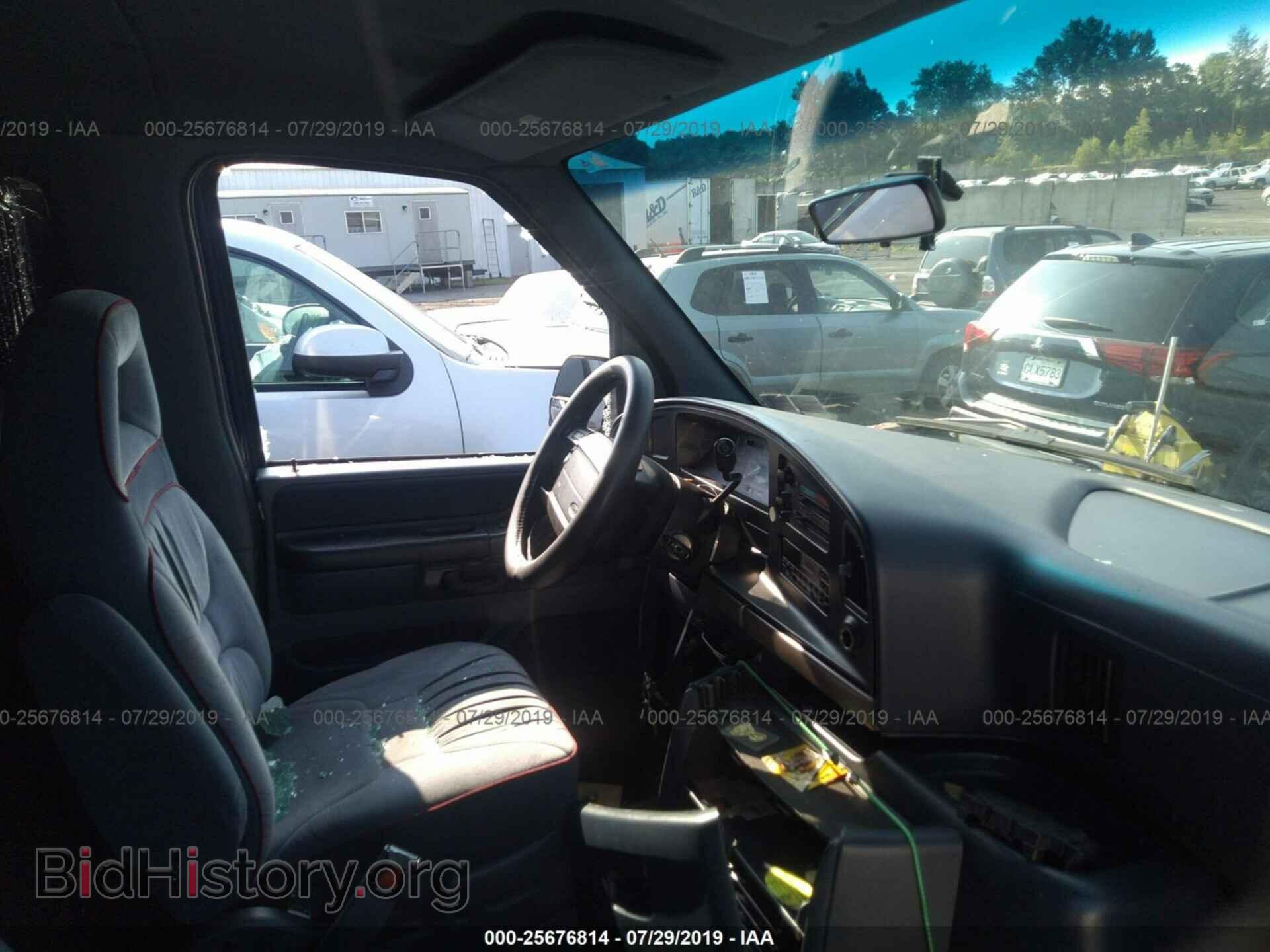 1995 FORD ECONOLINE - VIN: 1FMEE11N6SHA66818 - Photo 5