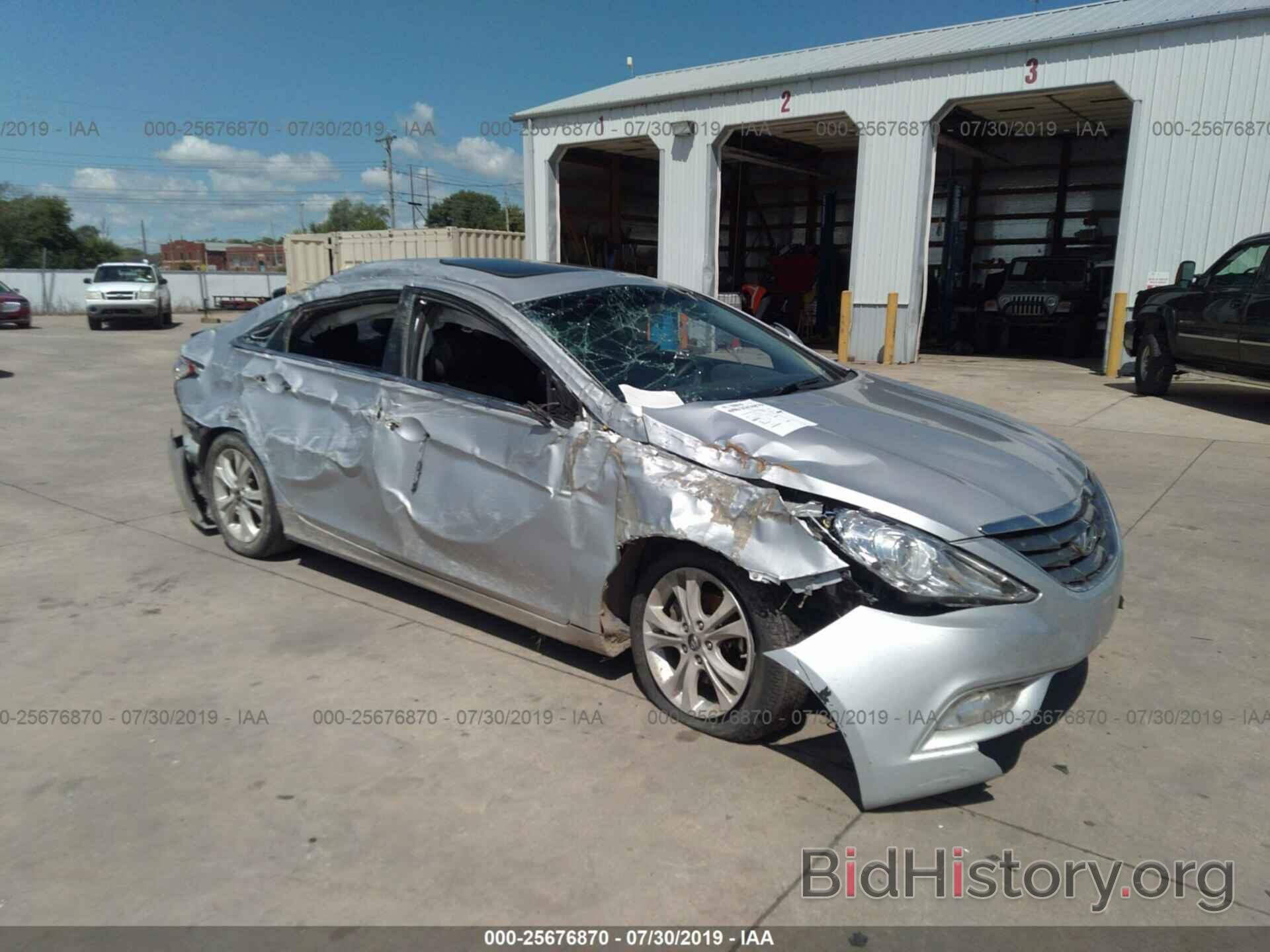 Photo 5NPEC4AC5BH101053 - HYUNDAI SONATA 2011