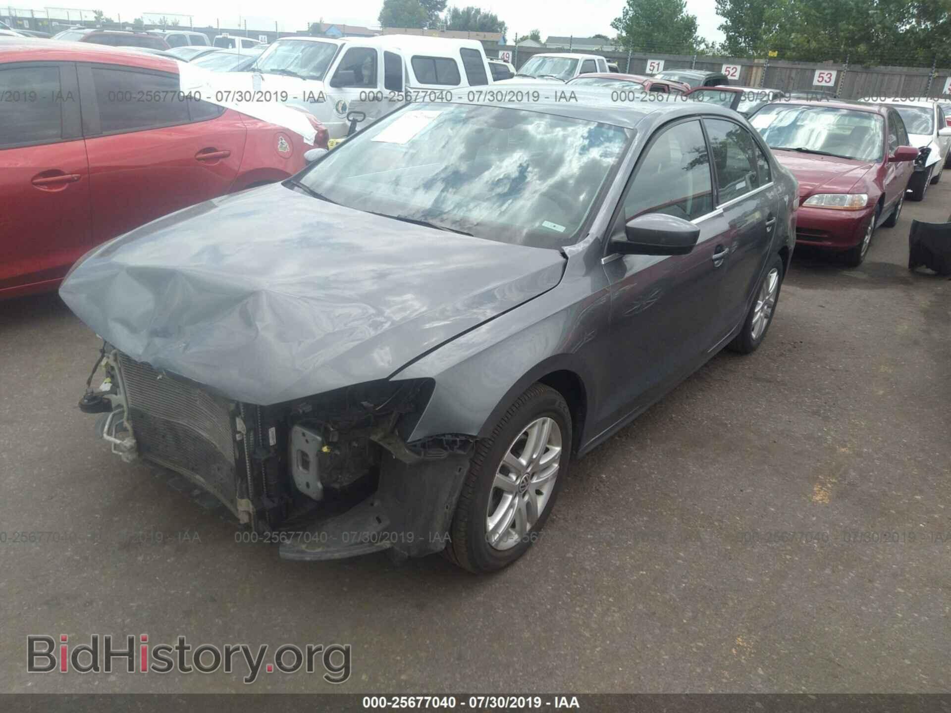 2017 VOLKSWAGEN JETTA - VIN: 3VW2B7AJ8HM216185 - Photo 2