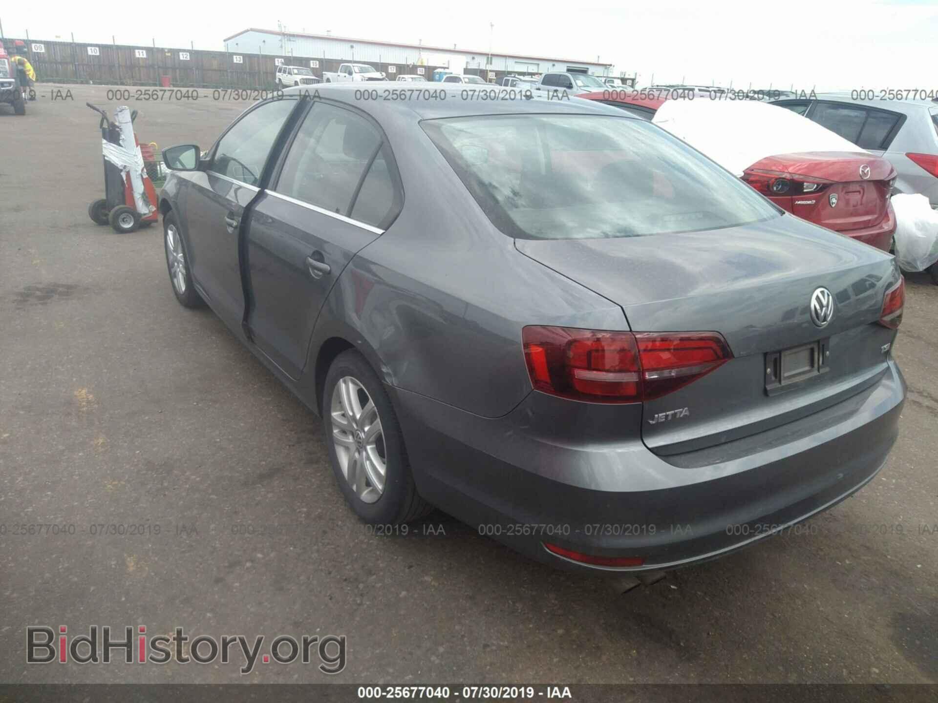 2017 VOLKSWAGEN JETTA - VIN: 3VW2B7AJ8HM216185 - Photo 3