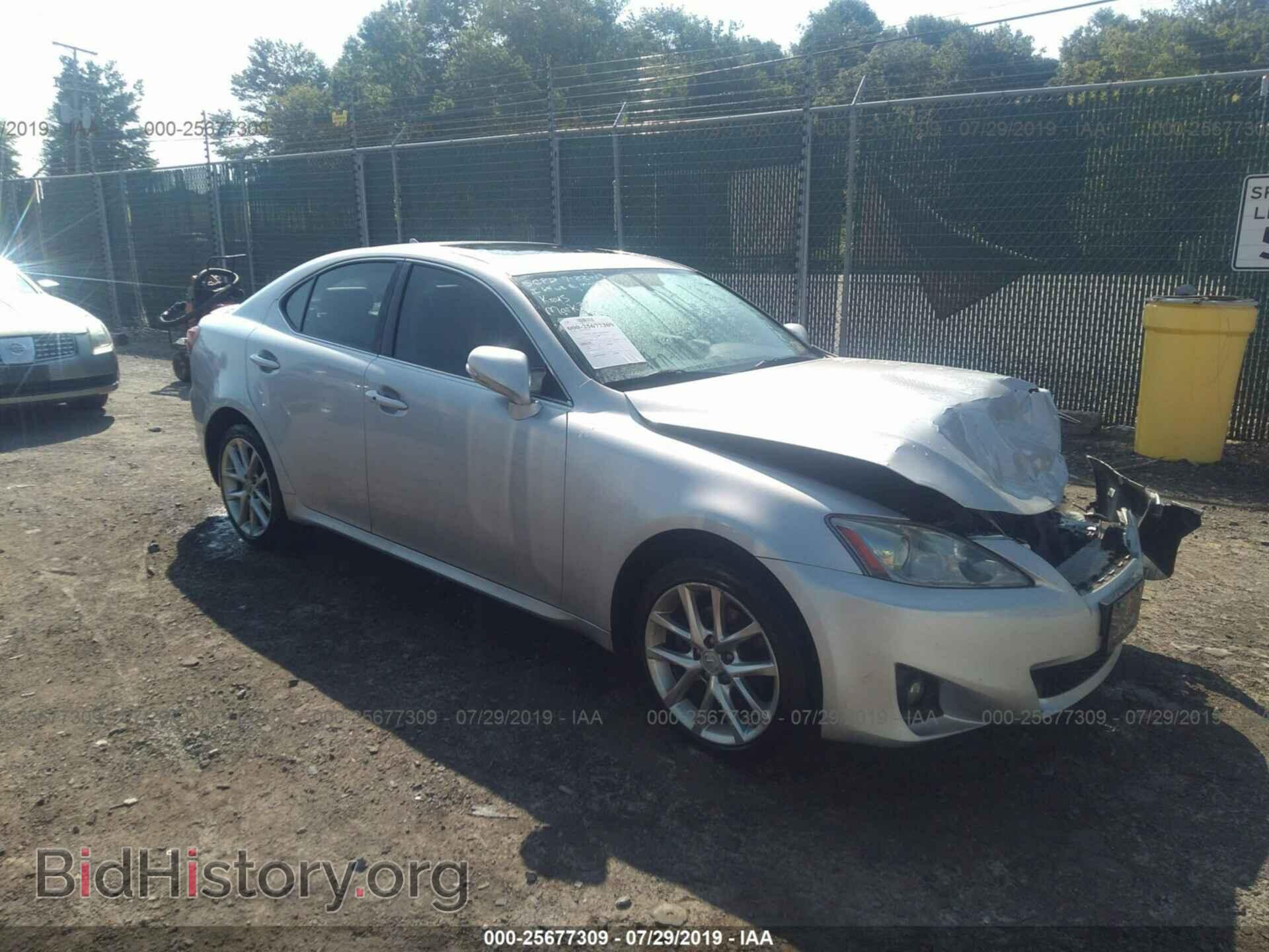Фотография JTHCF5C22B5047332 - LEXUS IS 2011