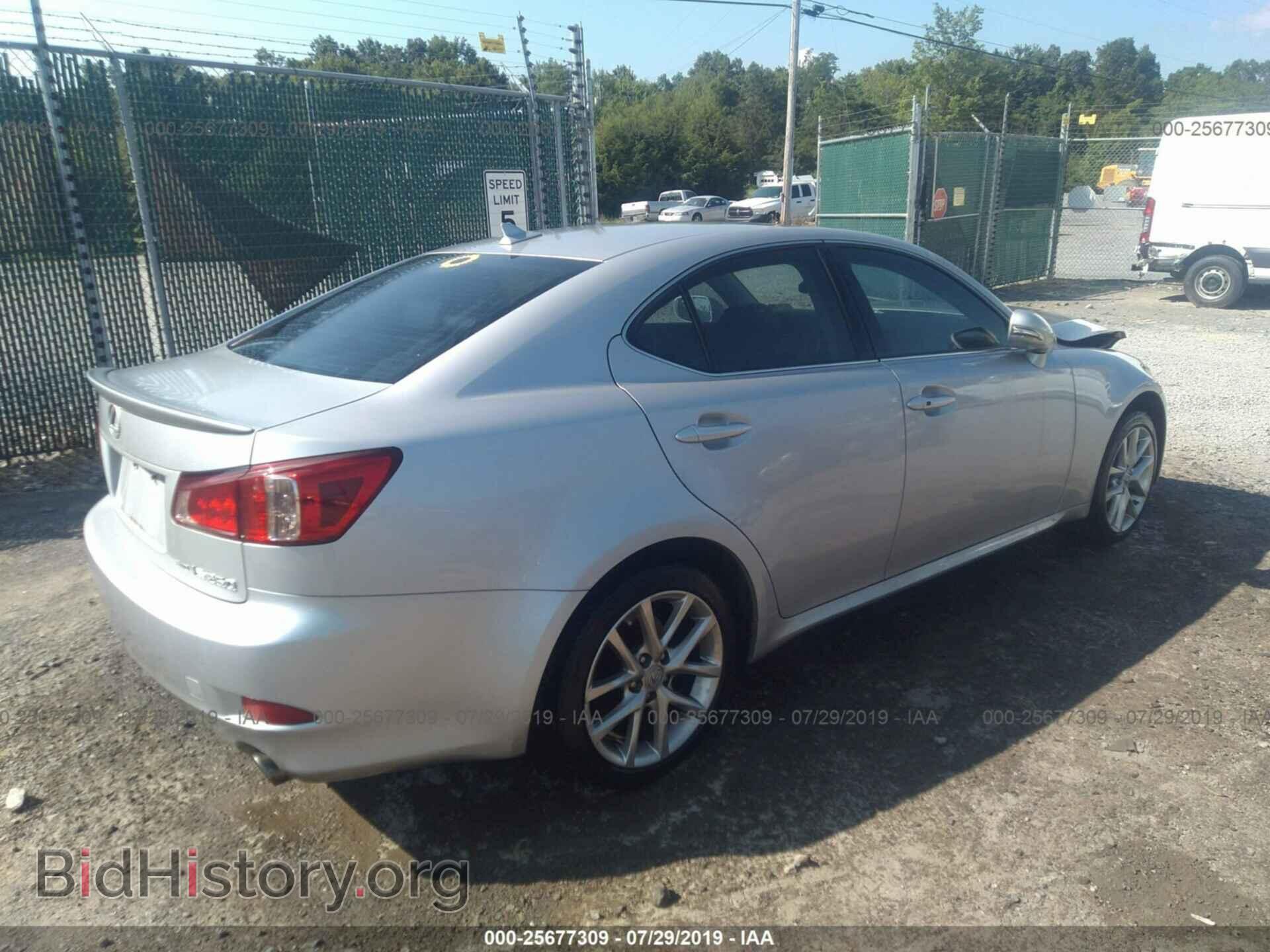 2011 LEXUS IS - VIN: JTHCF5C22B5047332 - Фото 4