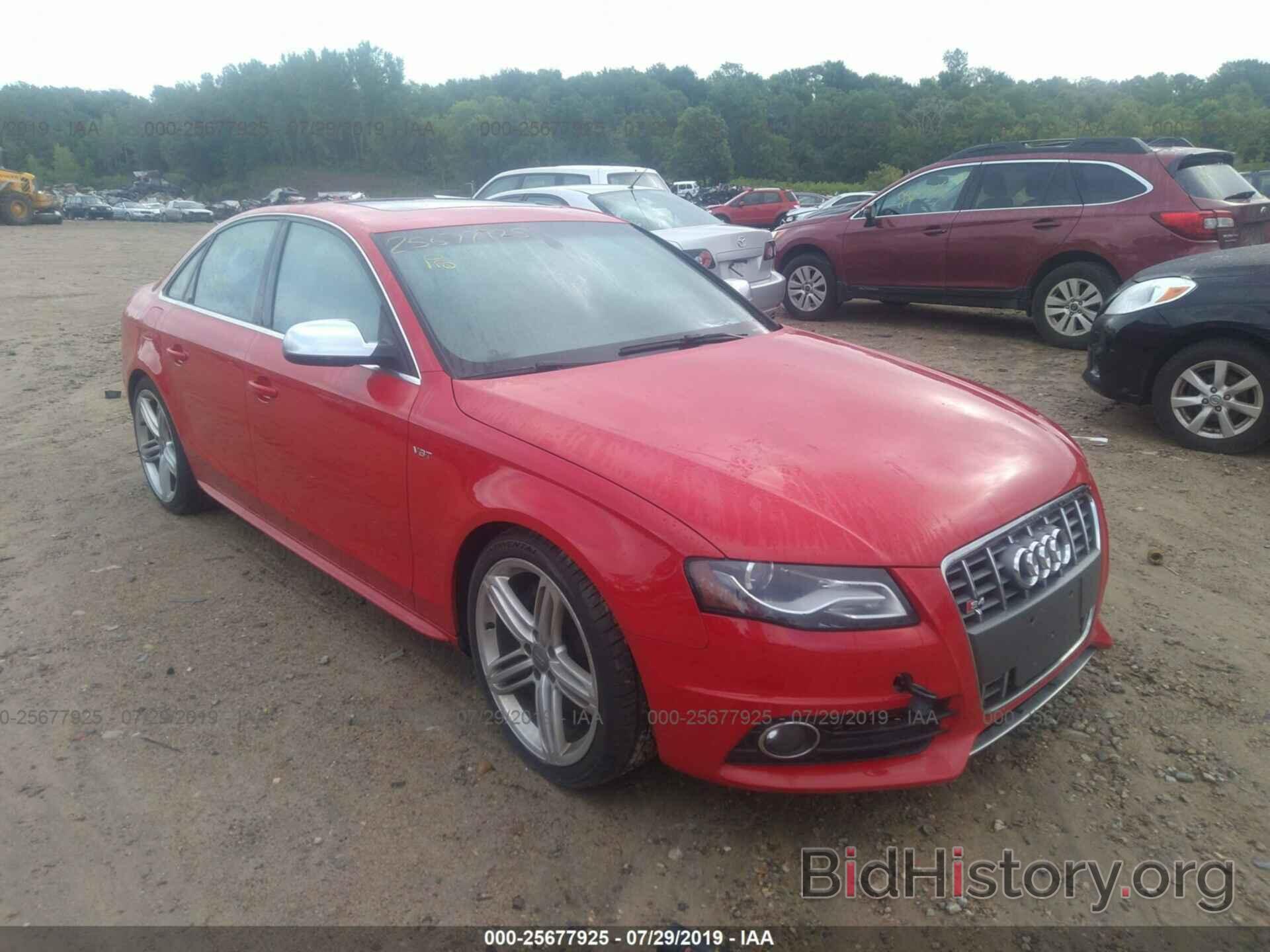 Photo WAUMGAFL0CA084093 - AUDI S4 2012