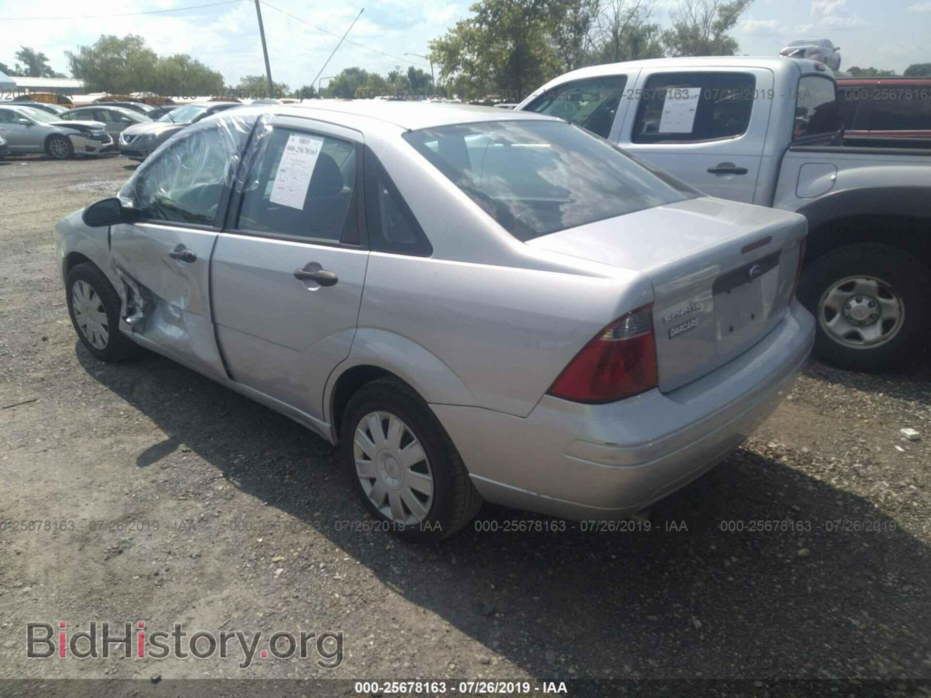 2007 FORD FOCUS - VIN: 1FAFP34N87W231027 - Фото 3