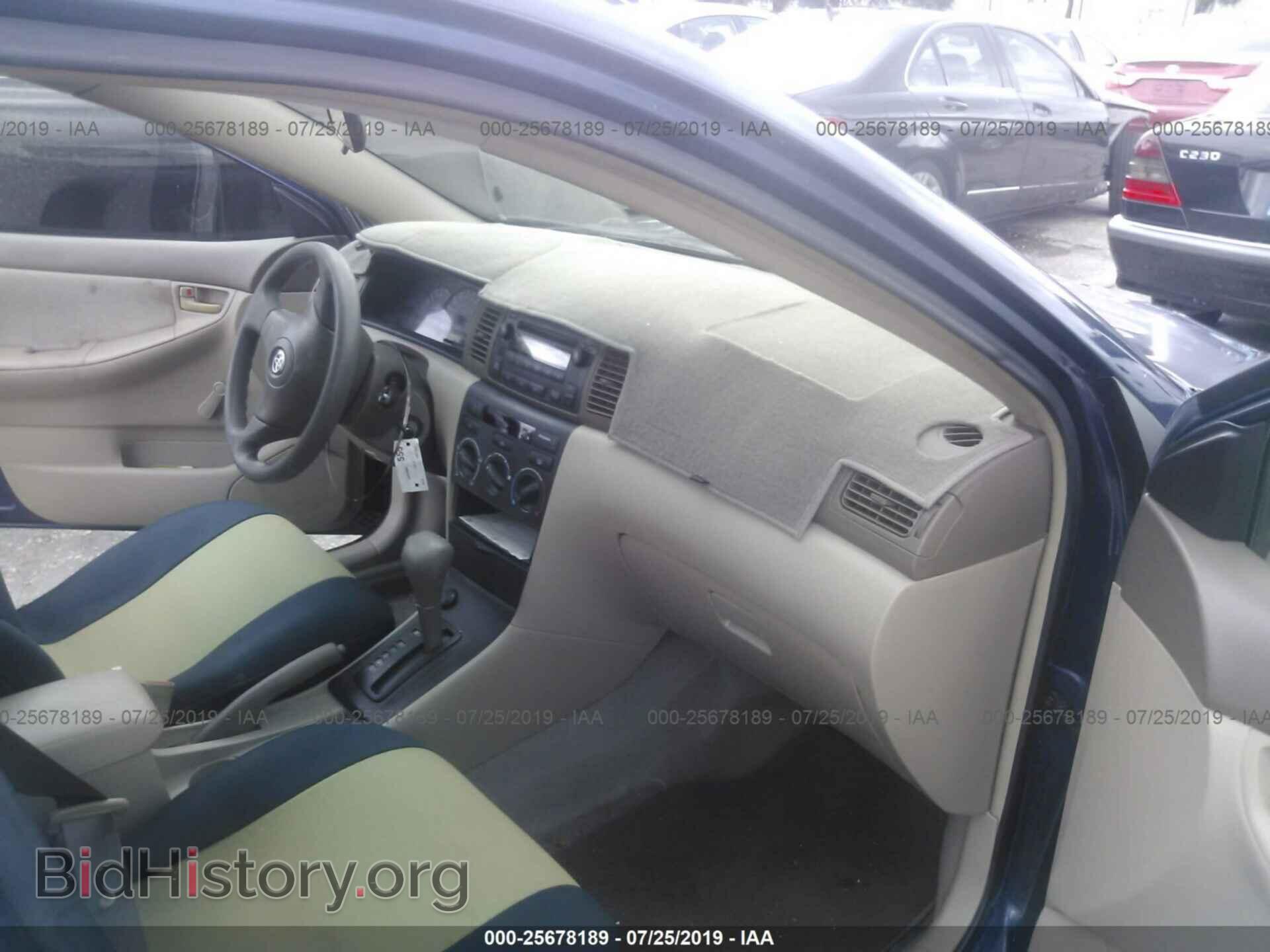 2005 TOYOTA COROLLA - VIN: JTDBR32E552058738 - Фото 5
