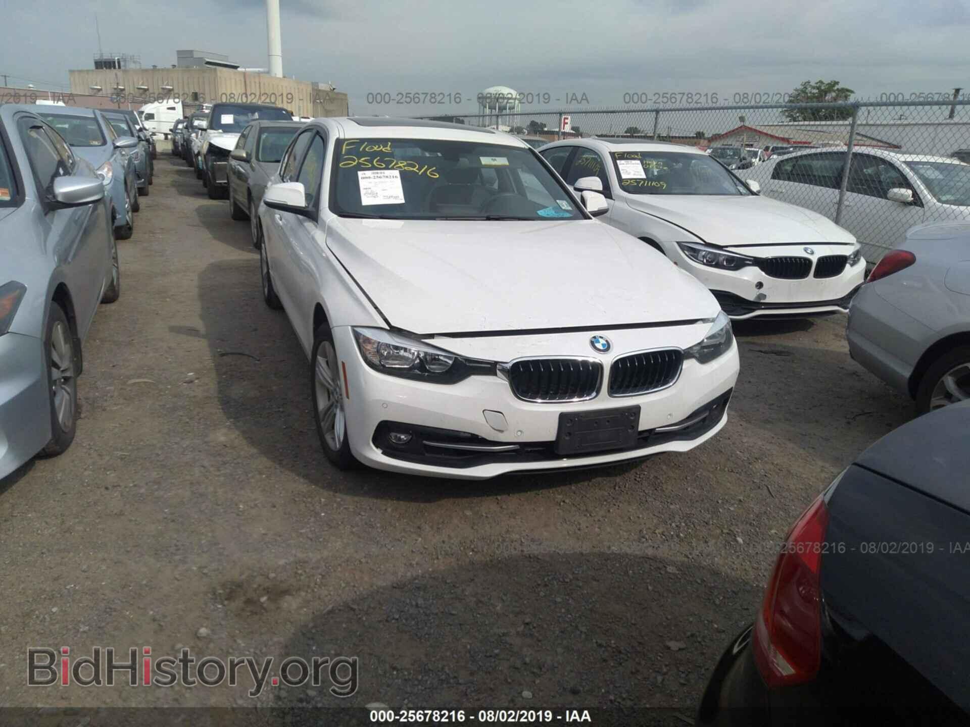 Photo WBA8D9C58HA003735 - BMW 330 2017