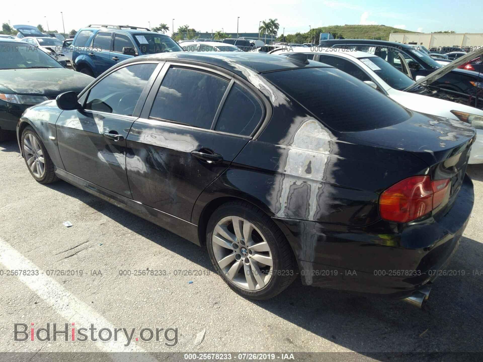 2011 BMW 328 - VIN: WBAPH7C54BE675442 - Фото 3
