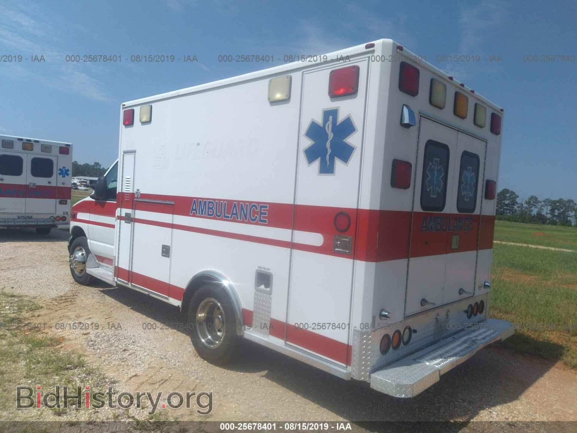 2004 FORD ECONOLINE - VIN: 1FDWE35P44HA47568 - Фото 3
