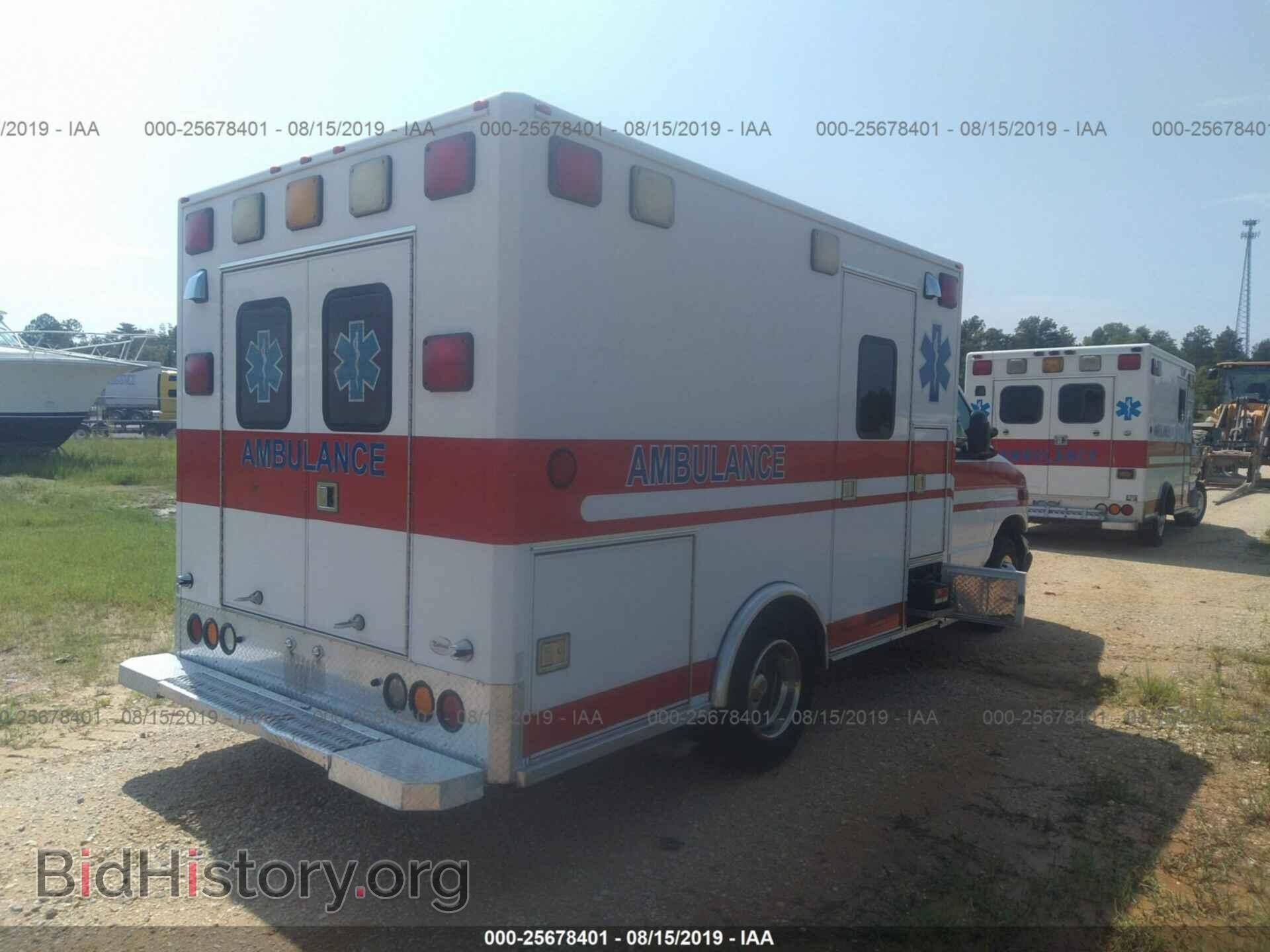 2004 FORD ECONOLINE - VIN: 1FDWE35P44HA47568 - Фото 4