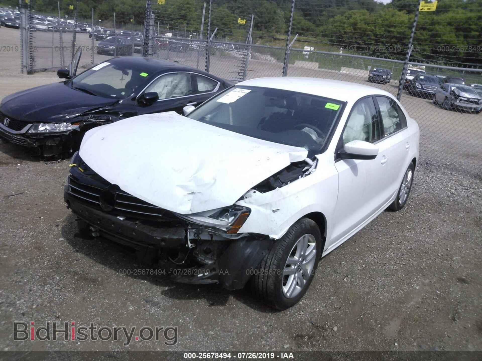 2017 VOLKSWAGEN JETTA - VIN: 3VW2B7AJ6HM268298 - Фото 2