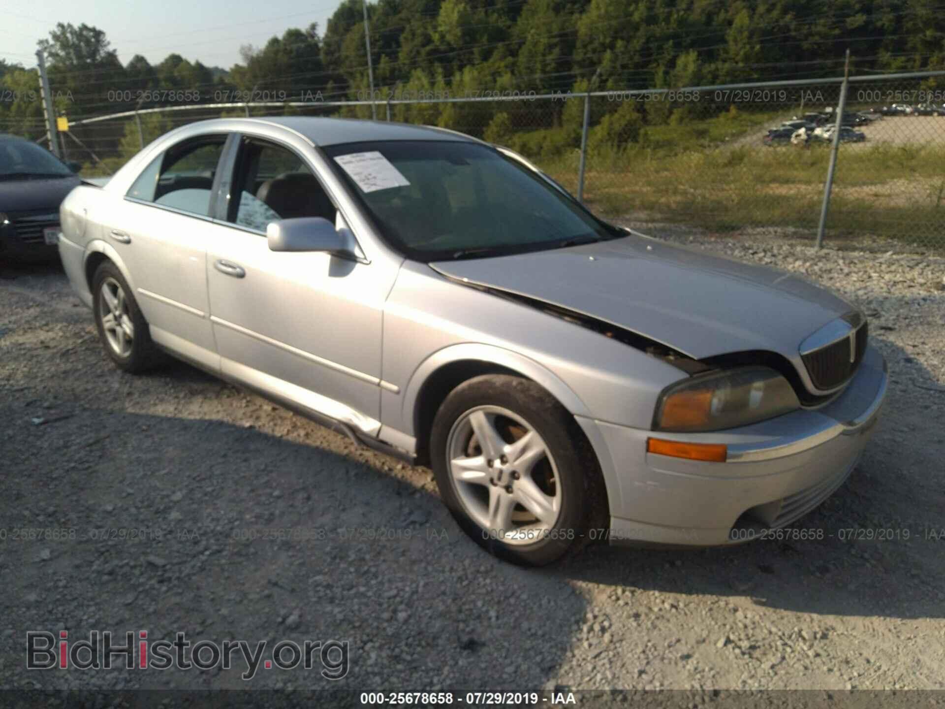 Фотография 1LNHM86S22Y617303 - LINCOLN LS 2002