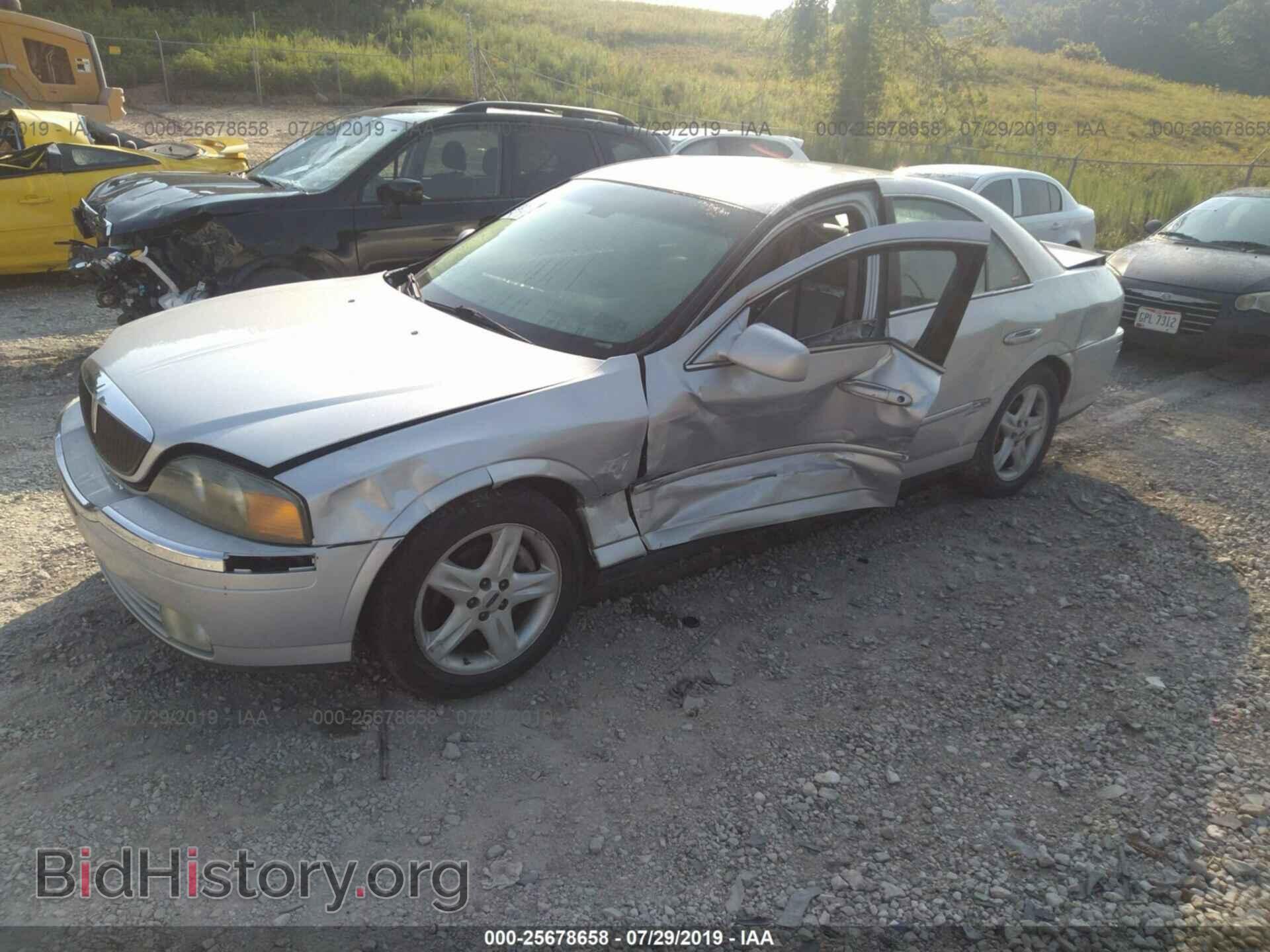 2002 LINCOLN LS - VIN: 1LNHM86S22Y617303 - Фото 2