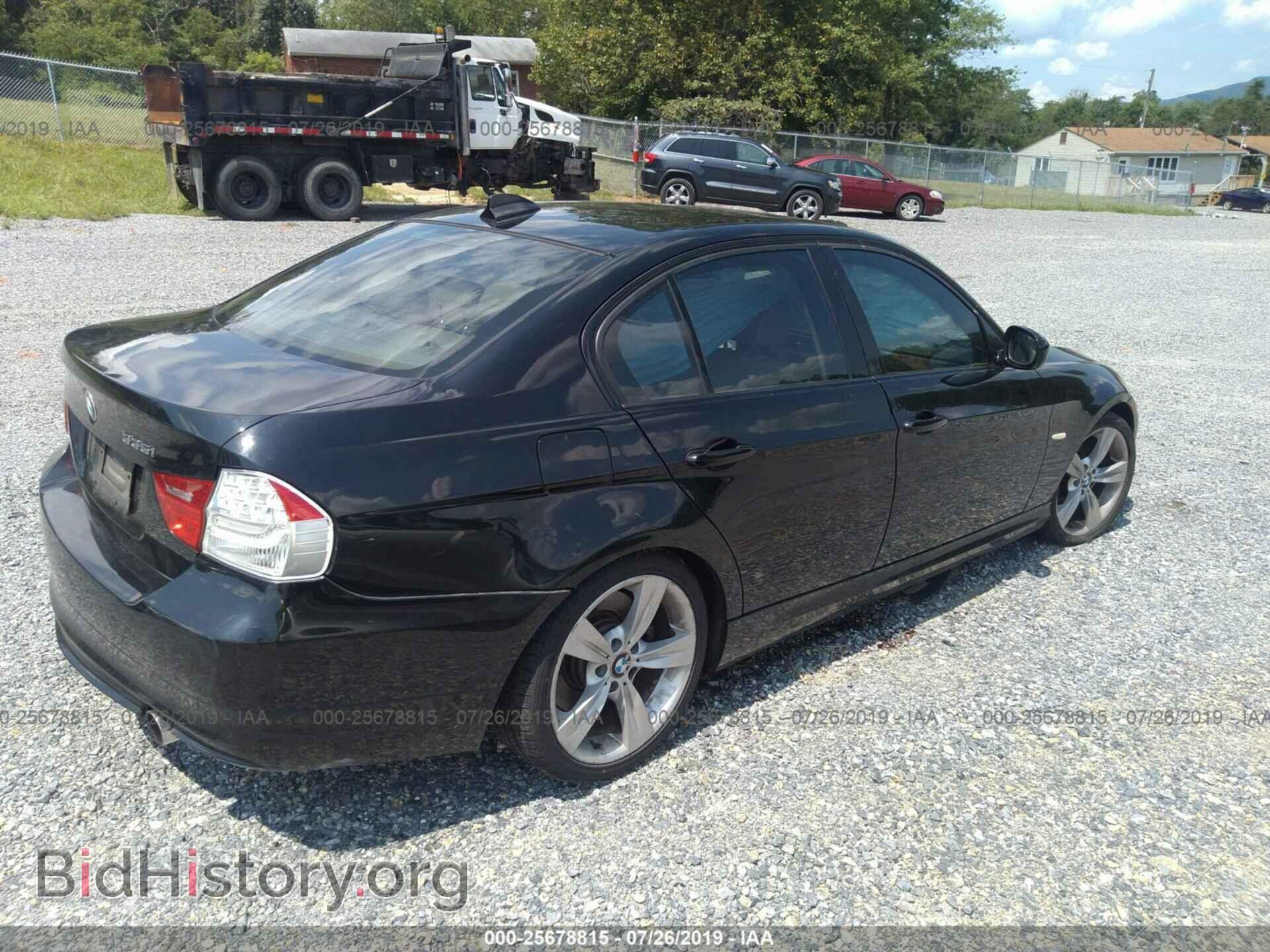 2010 BMW 335 - VIN: WBAPM7C54AA367463 - Фото 4