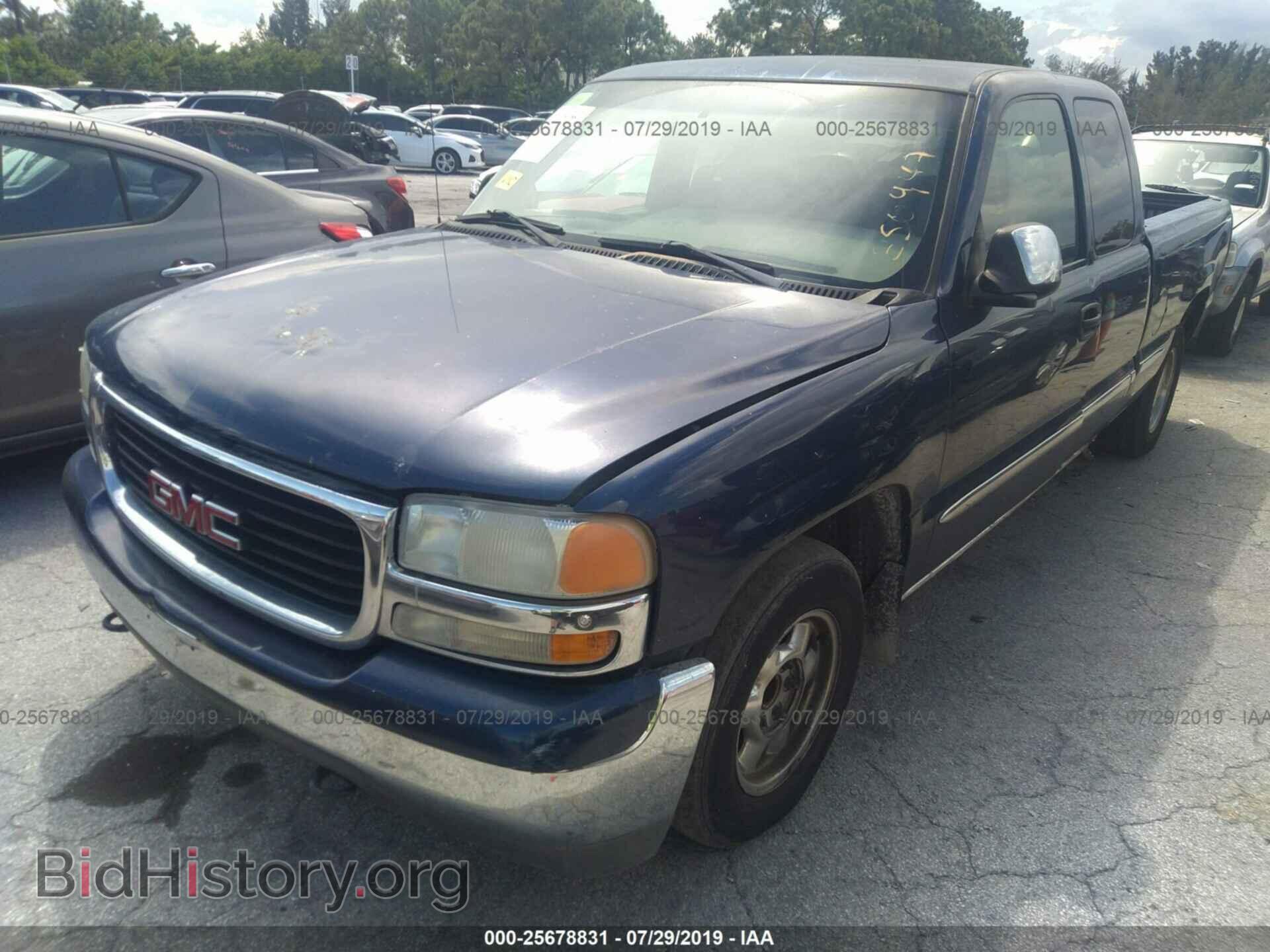 2002 GMC NEW SIERRA - VIN: 2GTEC19T421350447 - Фото 2