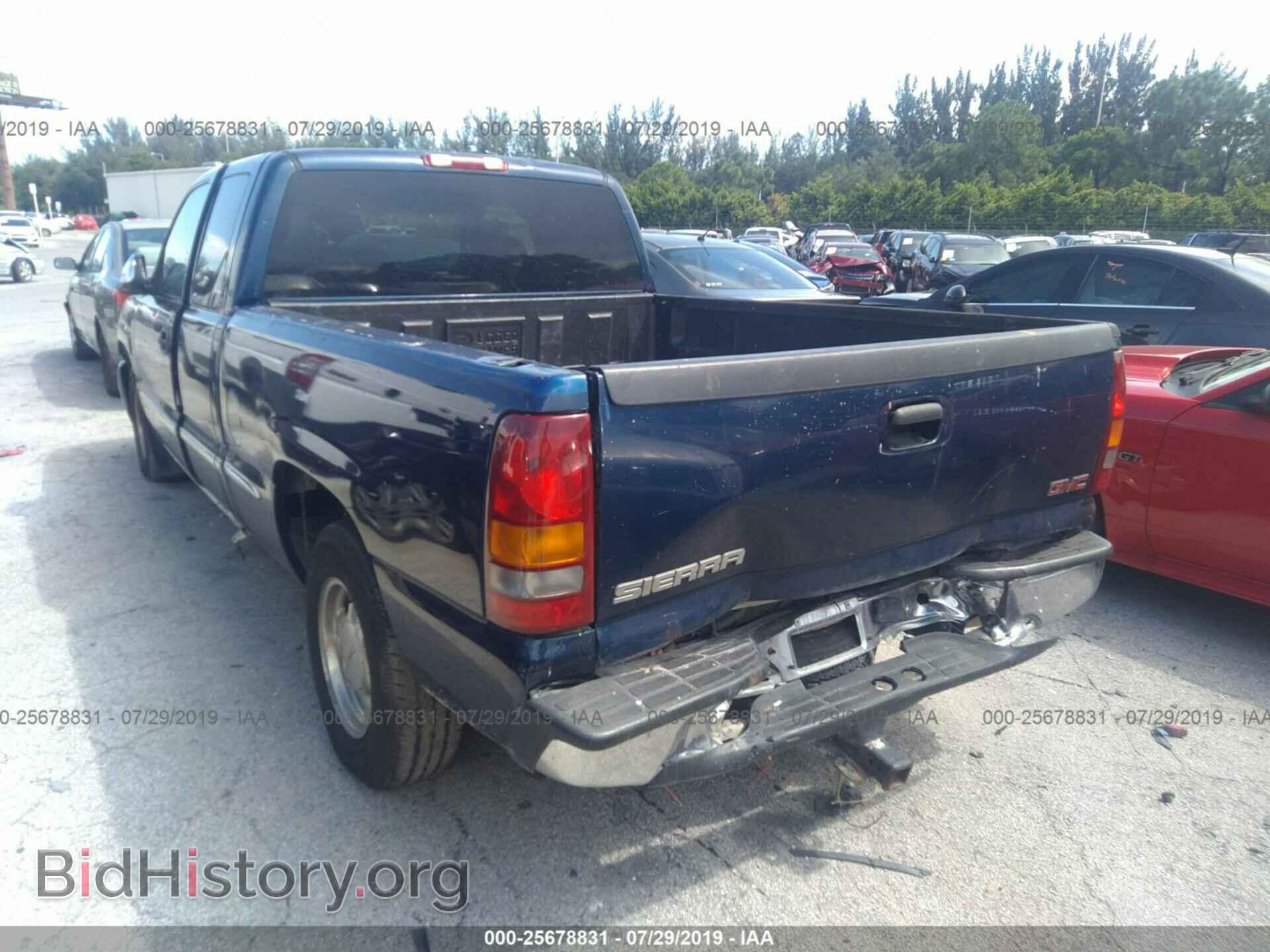 2002 GMC NEW SIERRA - VIN: 2GTEC19T421350447 - Фото 3