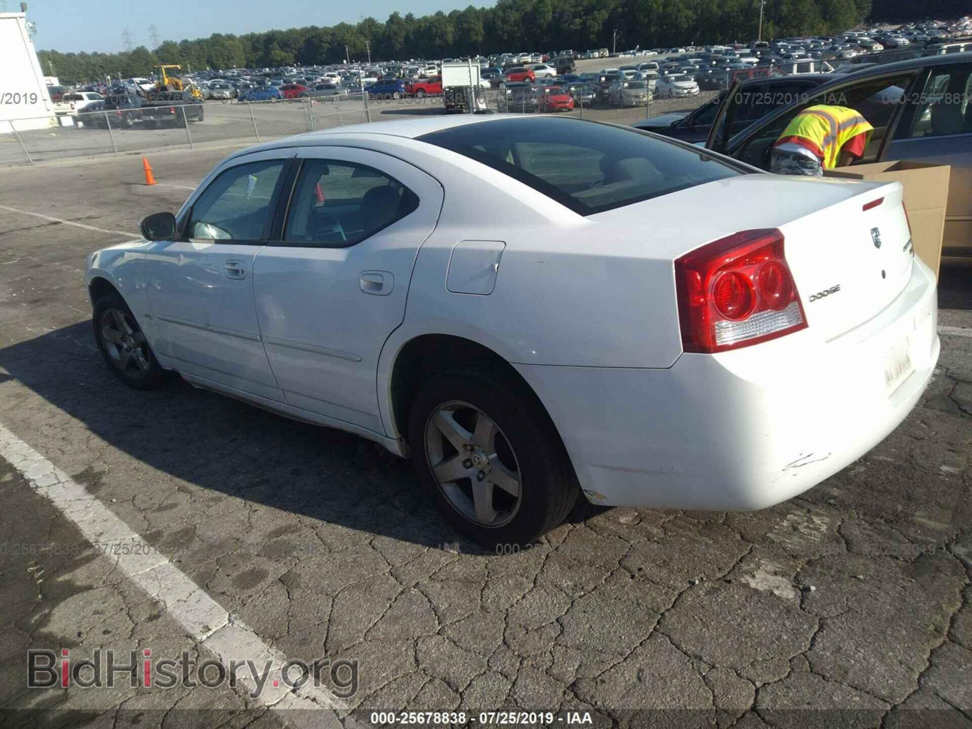 2010 DODGE CHARGER - VIN: 2B3CA3CV8AH256601 - Фото 3
