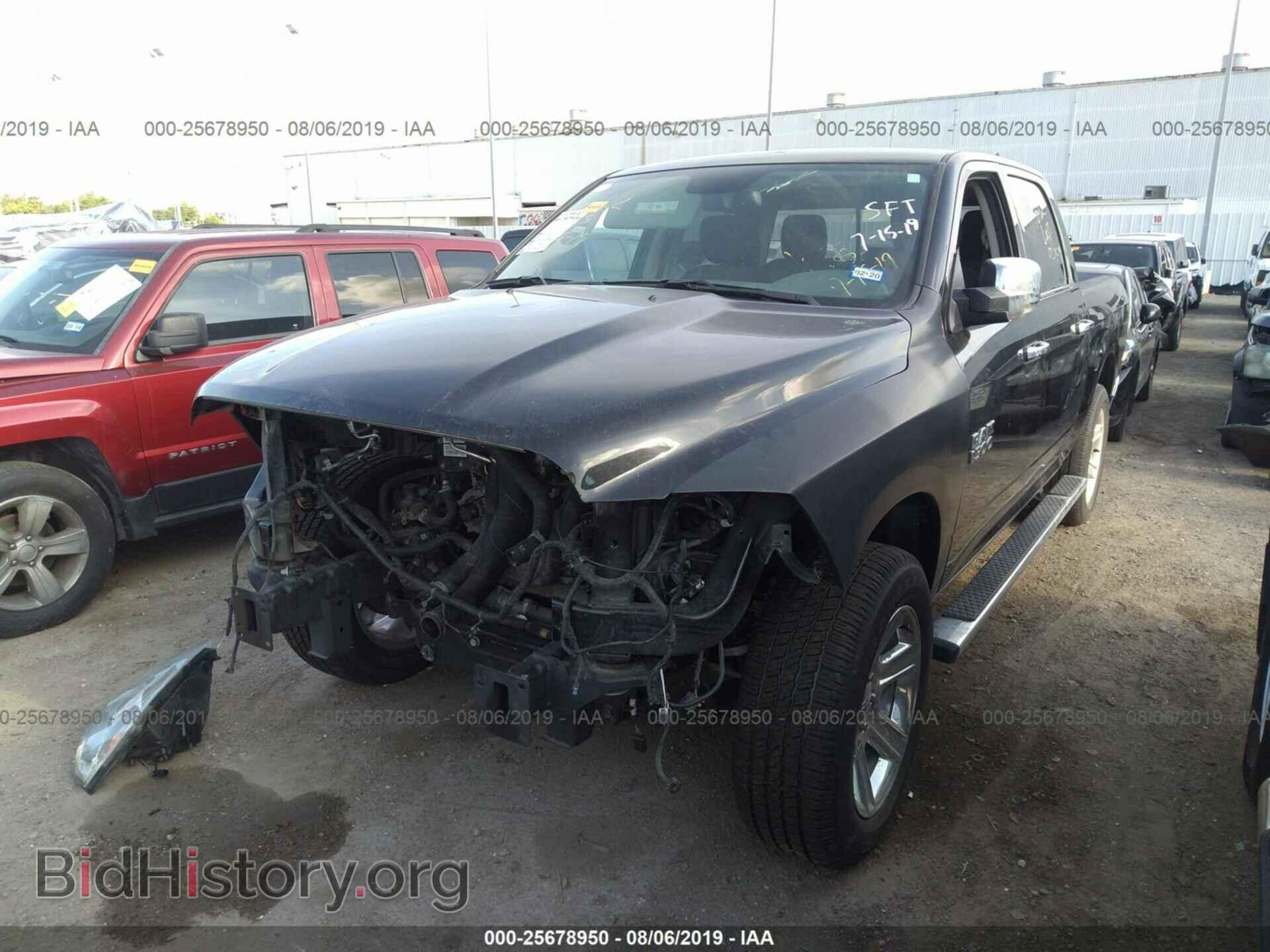 2017 RAM 1500 - VIN: 1C6RR7LM2HS882008 - Photo 2