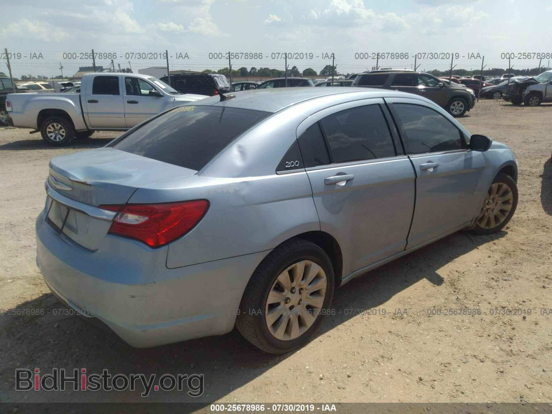 2012 CHRYSLER 200 - VIN: 1C3CCBAB2CN289538 - Photo 4