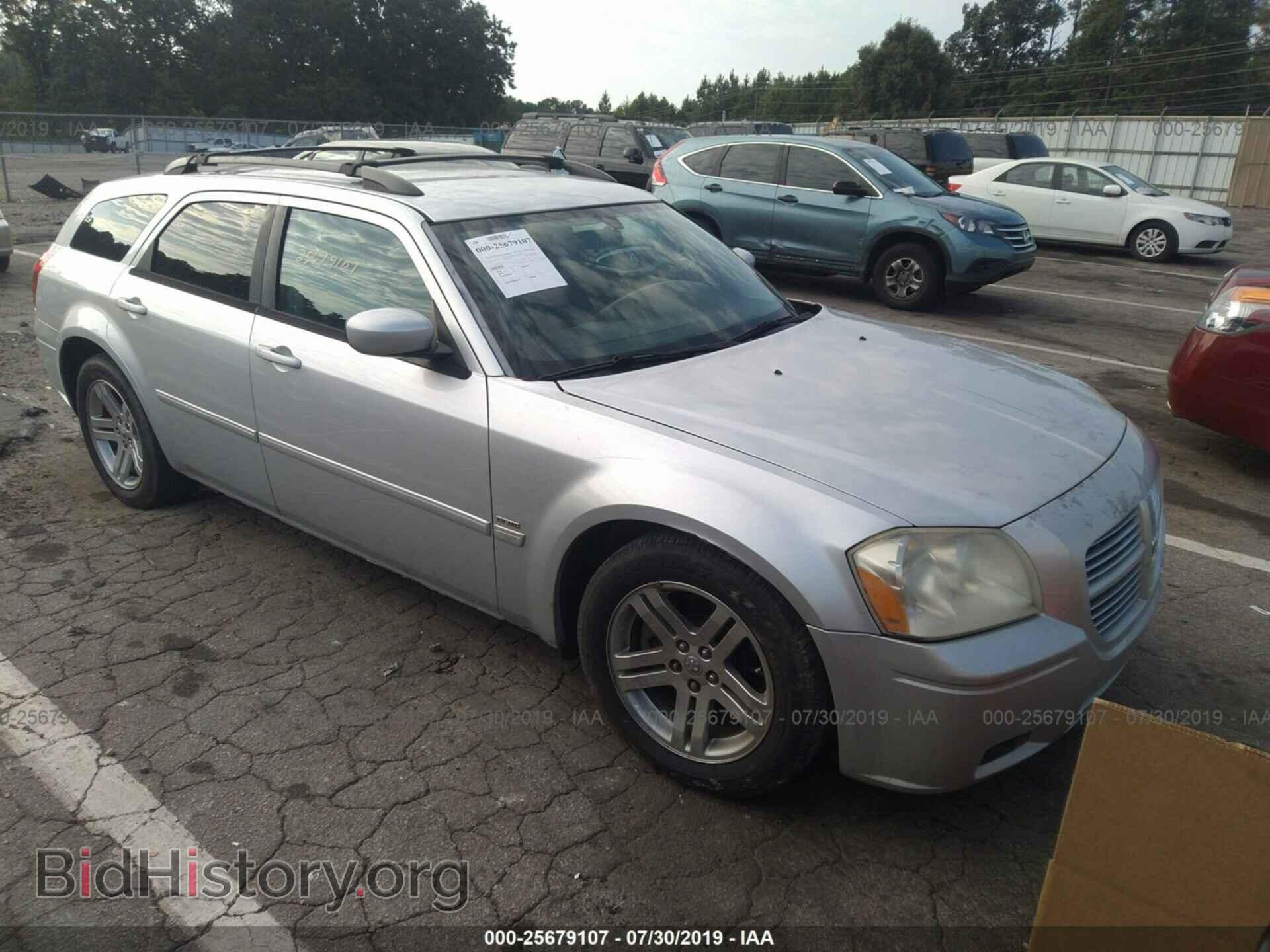 Photo 2D8GV58215H526354 - DODGE MAGNUM 2005