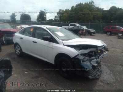 2016 Ford FOCUS S, белый — VIN 1FADP3E26GL202333, IAAI