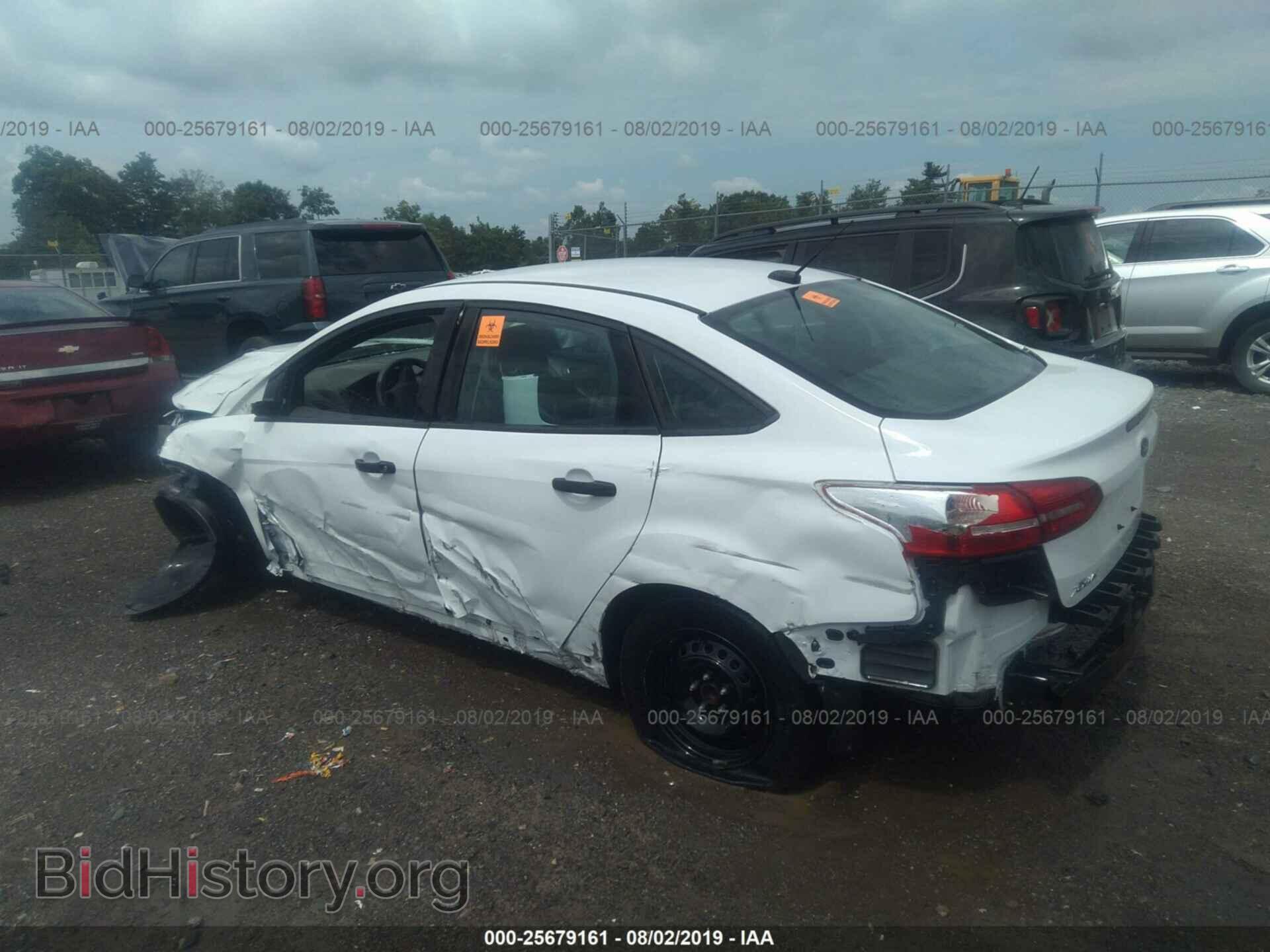 2016 FORD FOCUS - VIN: 1FADP3E26GL202333 - Фото 3