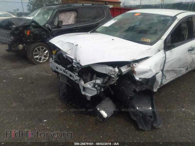 2016 Ford FOCUS (VIN 1FADP3E26GL202333) — photo 6 of 10