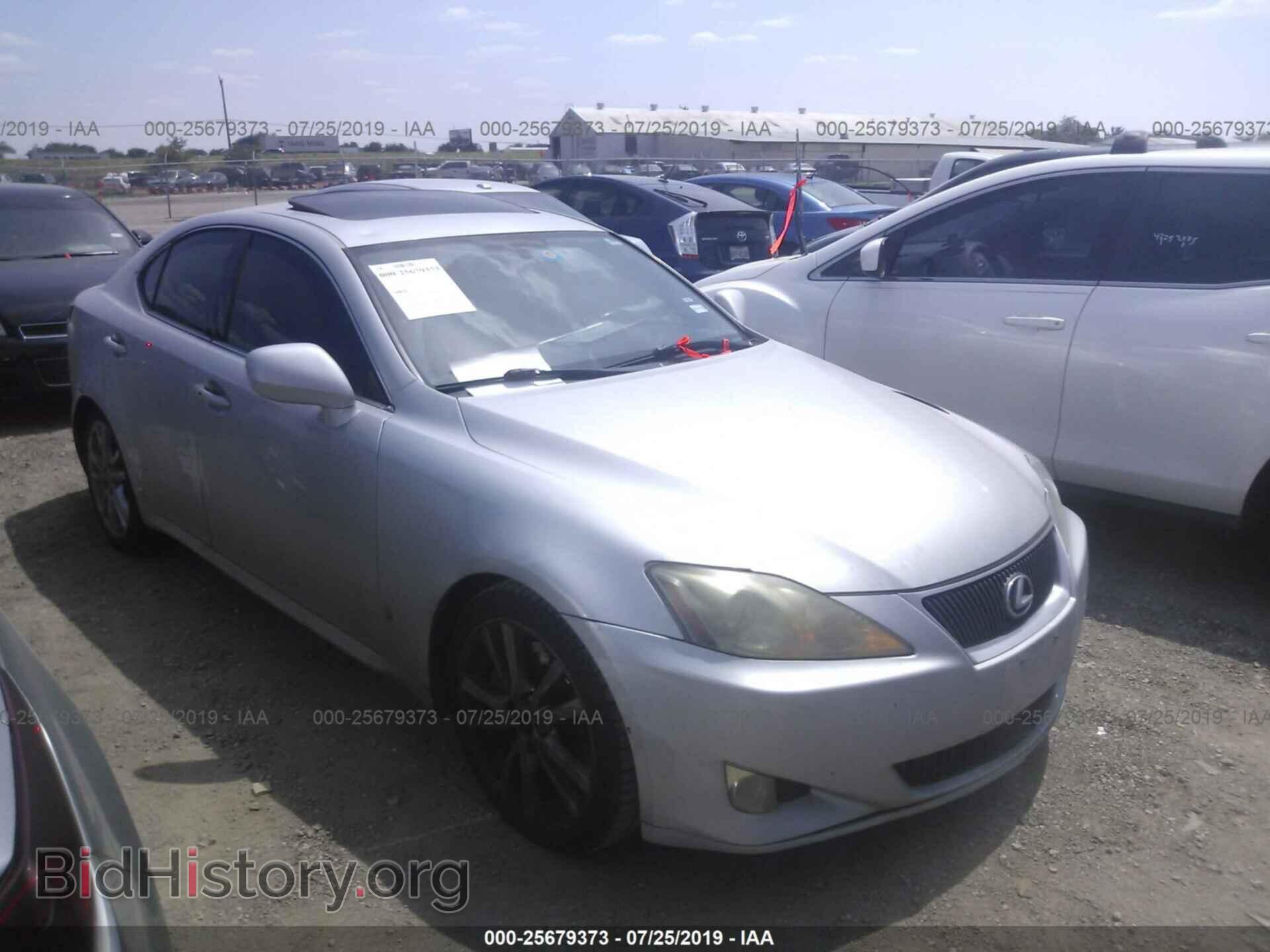 Фотография JTHBE262262001323 - LEXUS IS 2006